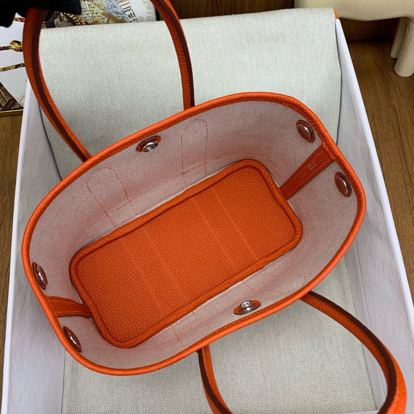 LUXURY ORANGE CANVAS & LEATHER TOTE HANDBAG