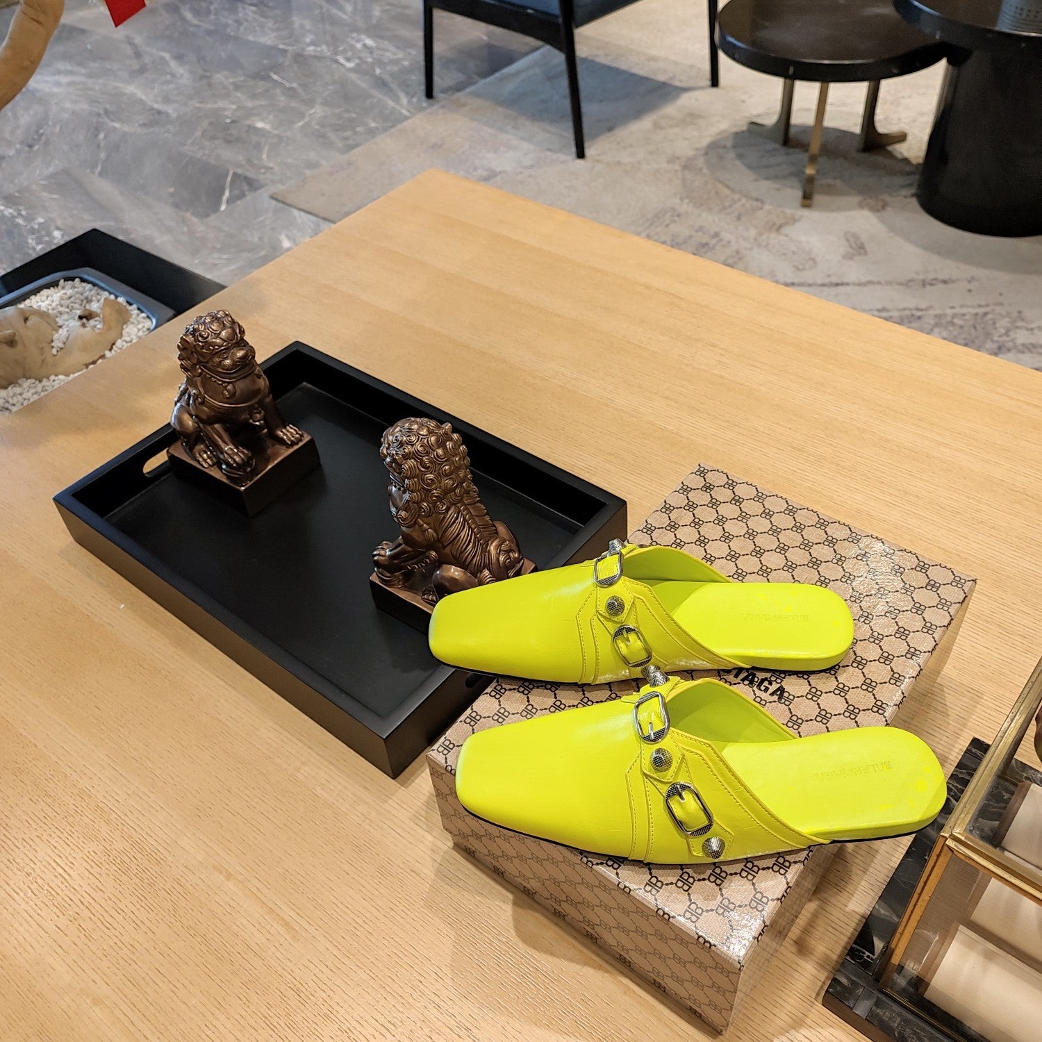 NEON YELLOW BUCKLE DETAIL FLAT MULES