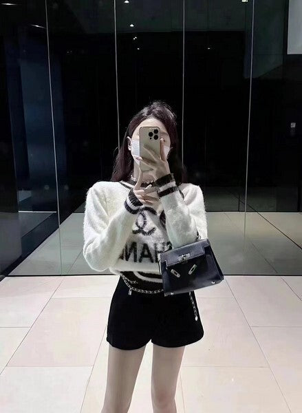 LOGO KNIT SWEATER