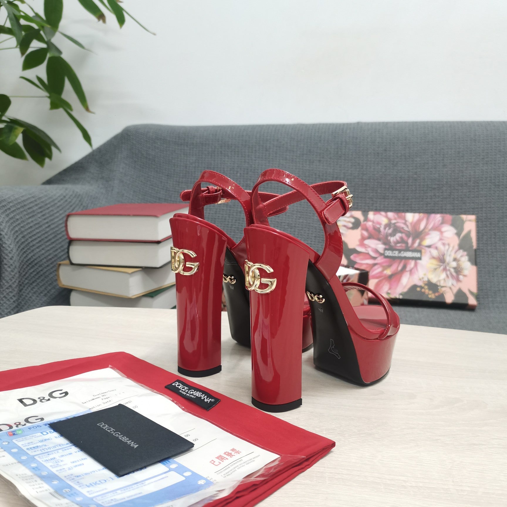 RED PATENT PLATFORM STRAPPY HEEL SANDALS