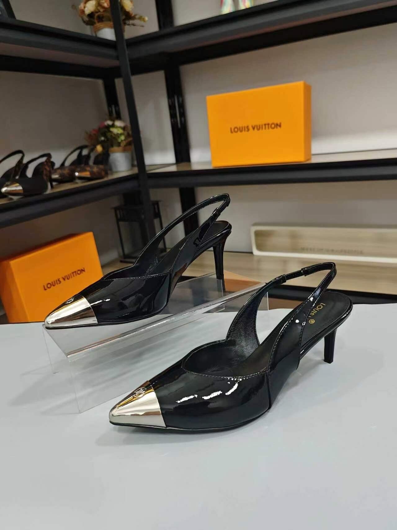 BLACK PATENT SLINGBACK HEELS WITH METAL TOE CAP