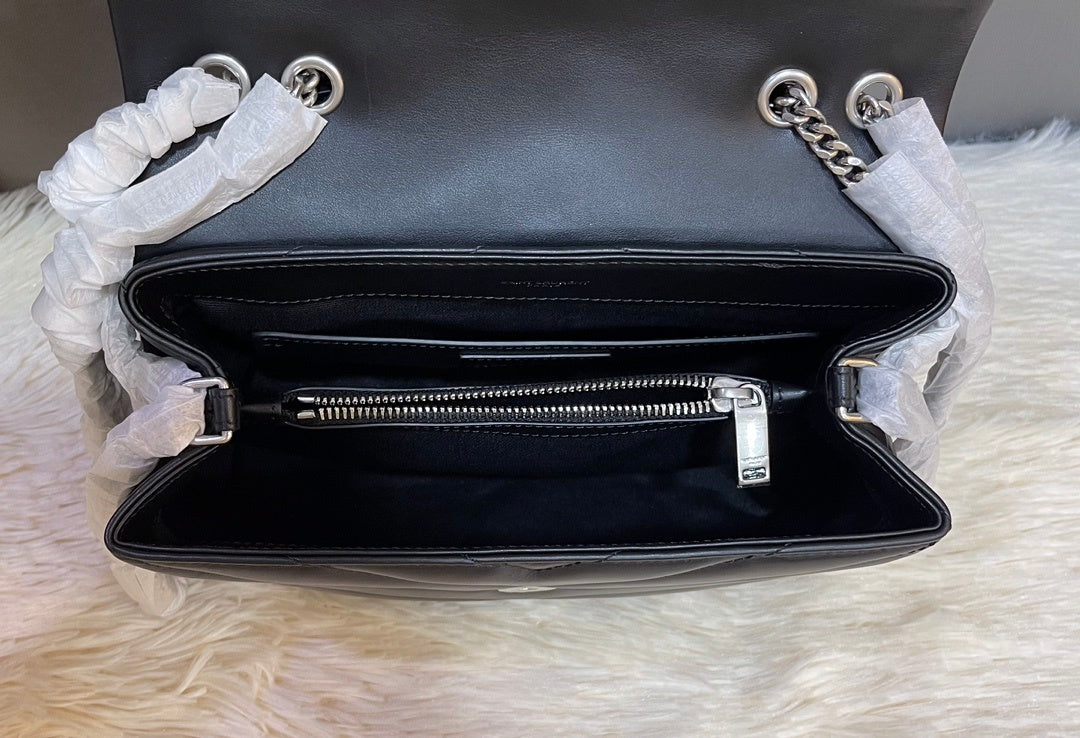 QUILTED FLAP SHOULDER BAG