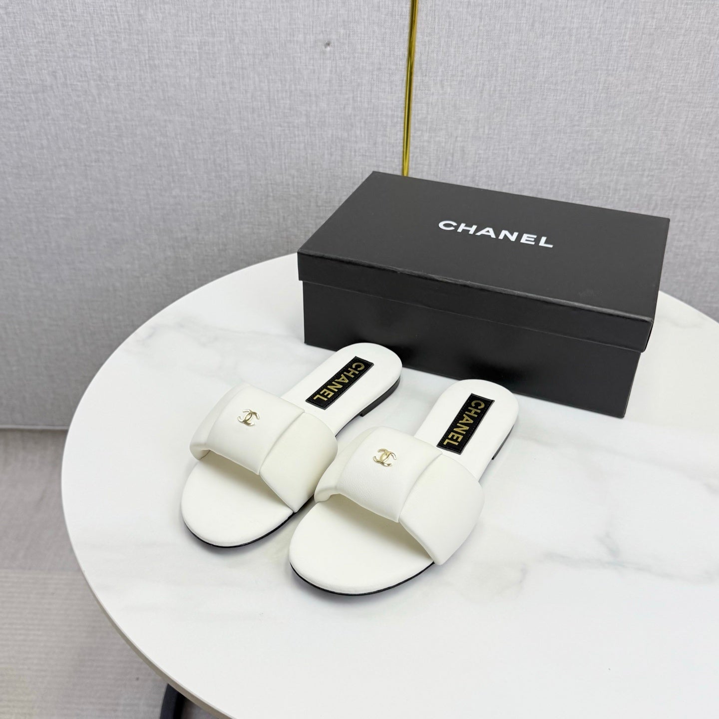 WHITE CASUAL SLIDE SANDALS