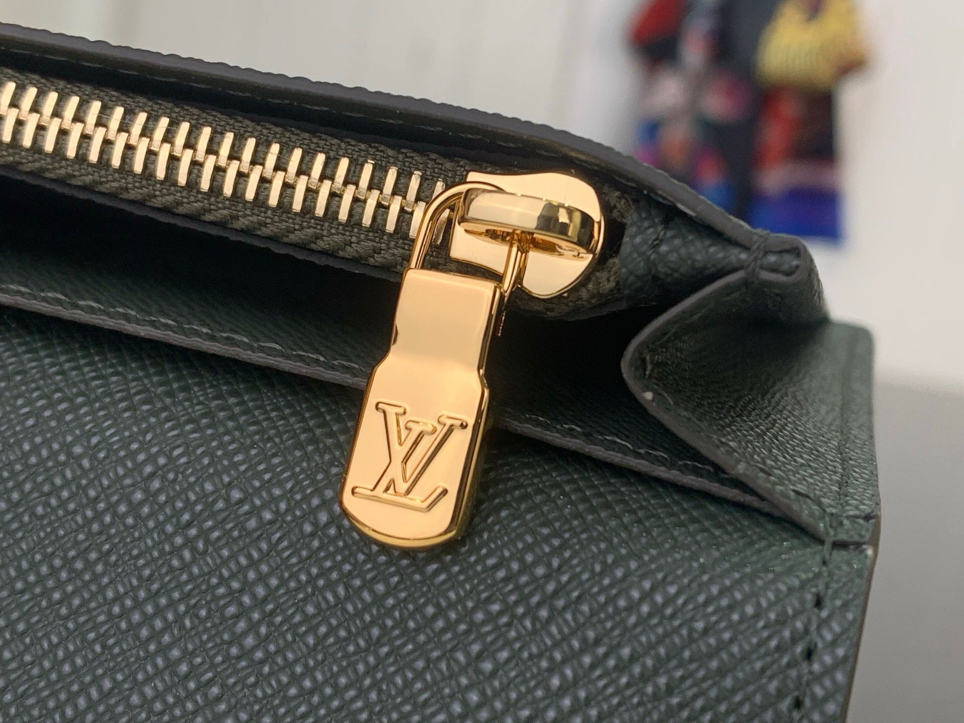 CLASSIC MONOGRAM SLIM WALLET