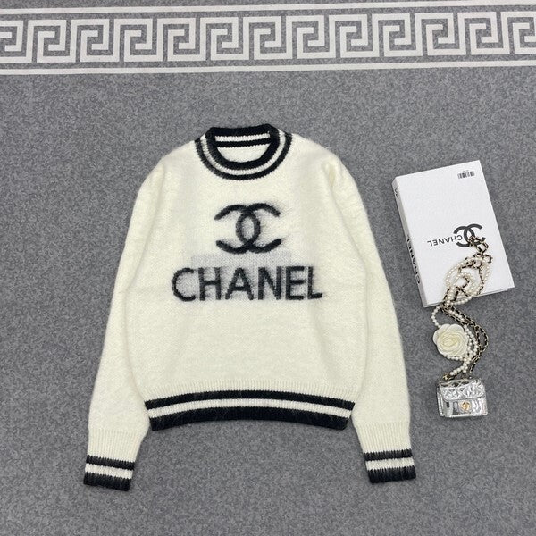 LOGO KNIT SWEATER