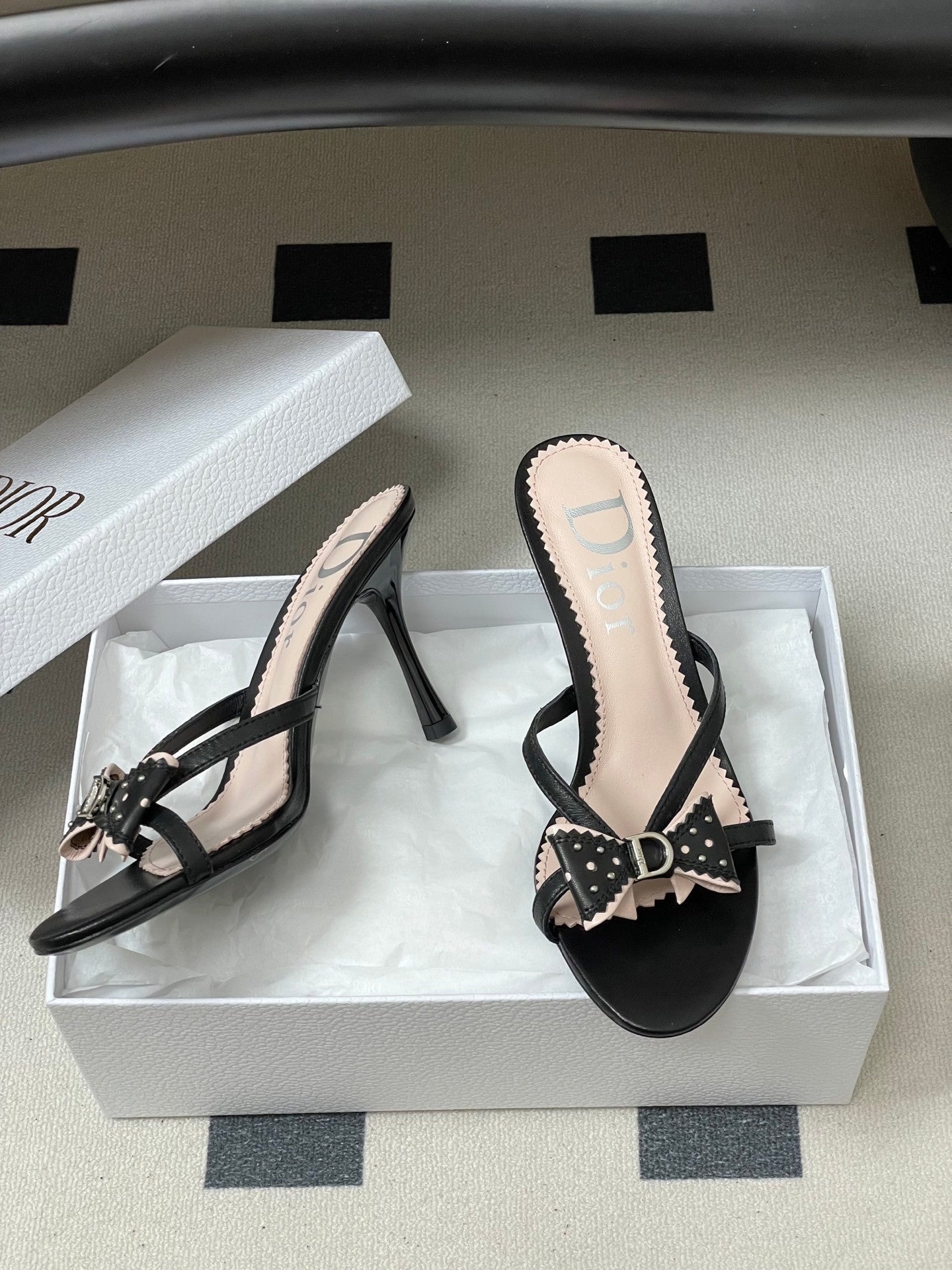 BLACK BOW DETAIL STRAP STILETTO SANDALS