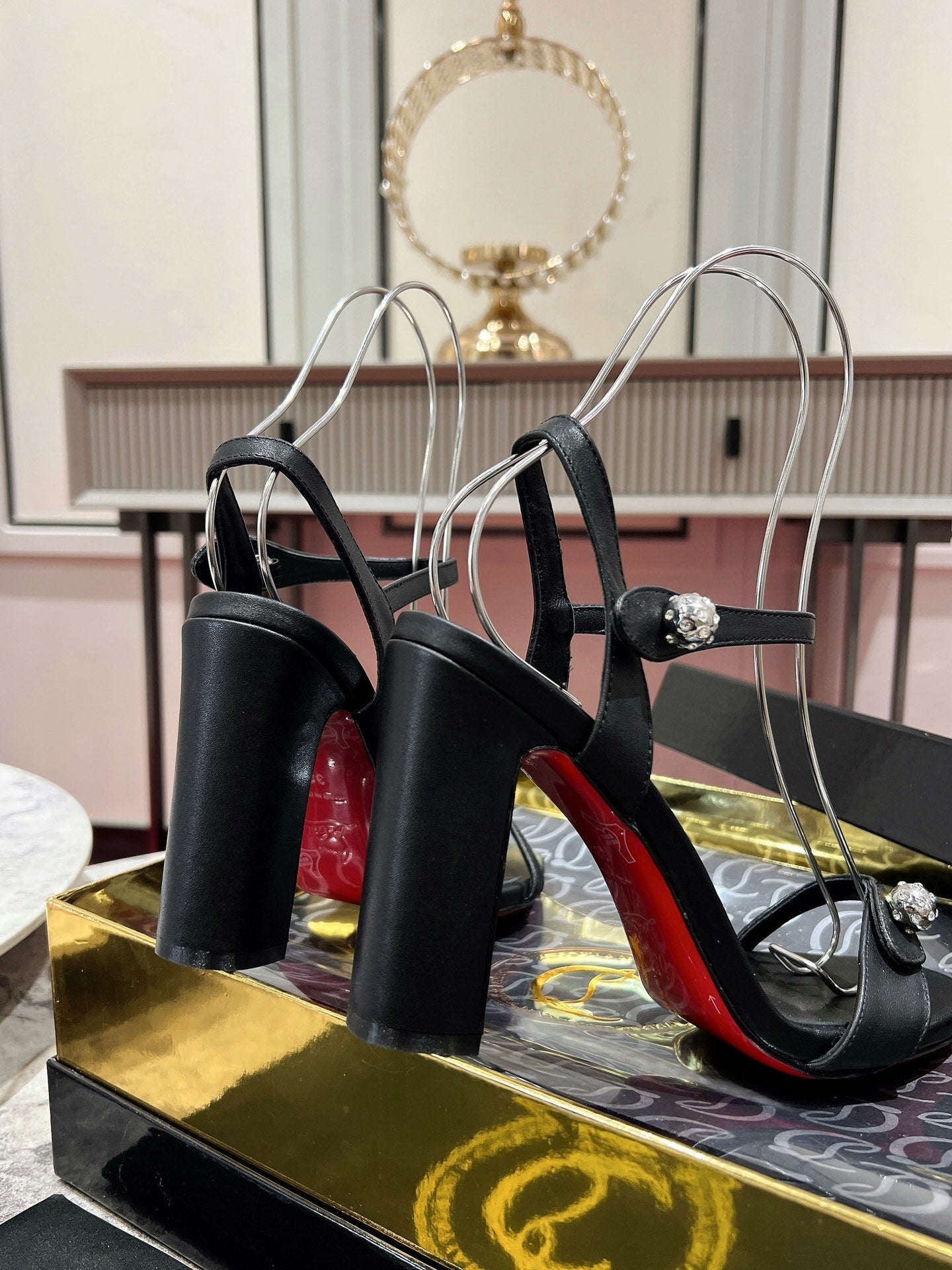 BLACK STRAPPY HEELS WITH CRYSTAL DETAIL
