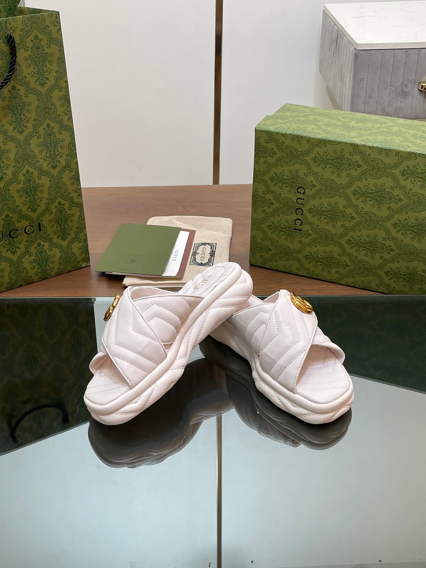 QUILTED PLATFORM SLIDE SANDALS – SOFT IVORY