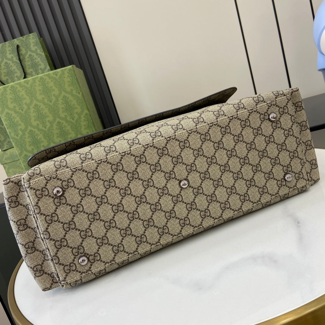 CLASSIC CANVAS MESSENGER BAG