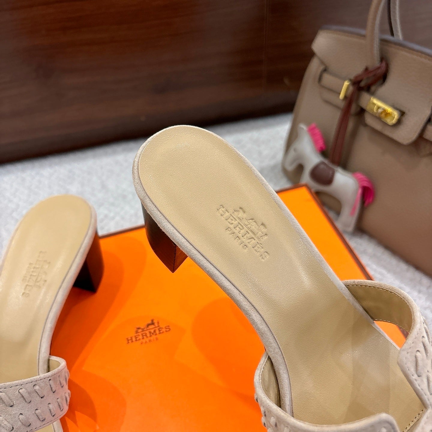 SAND BEIGE SUEDE HEELED SLIDE SANDALS