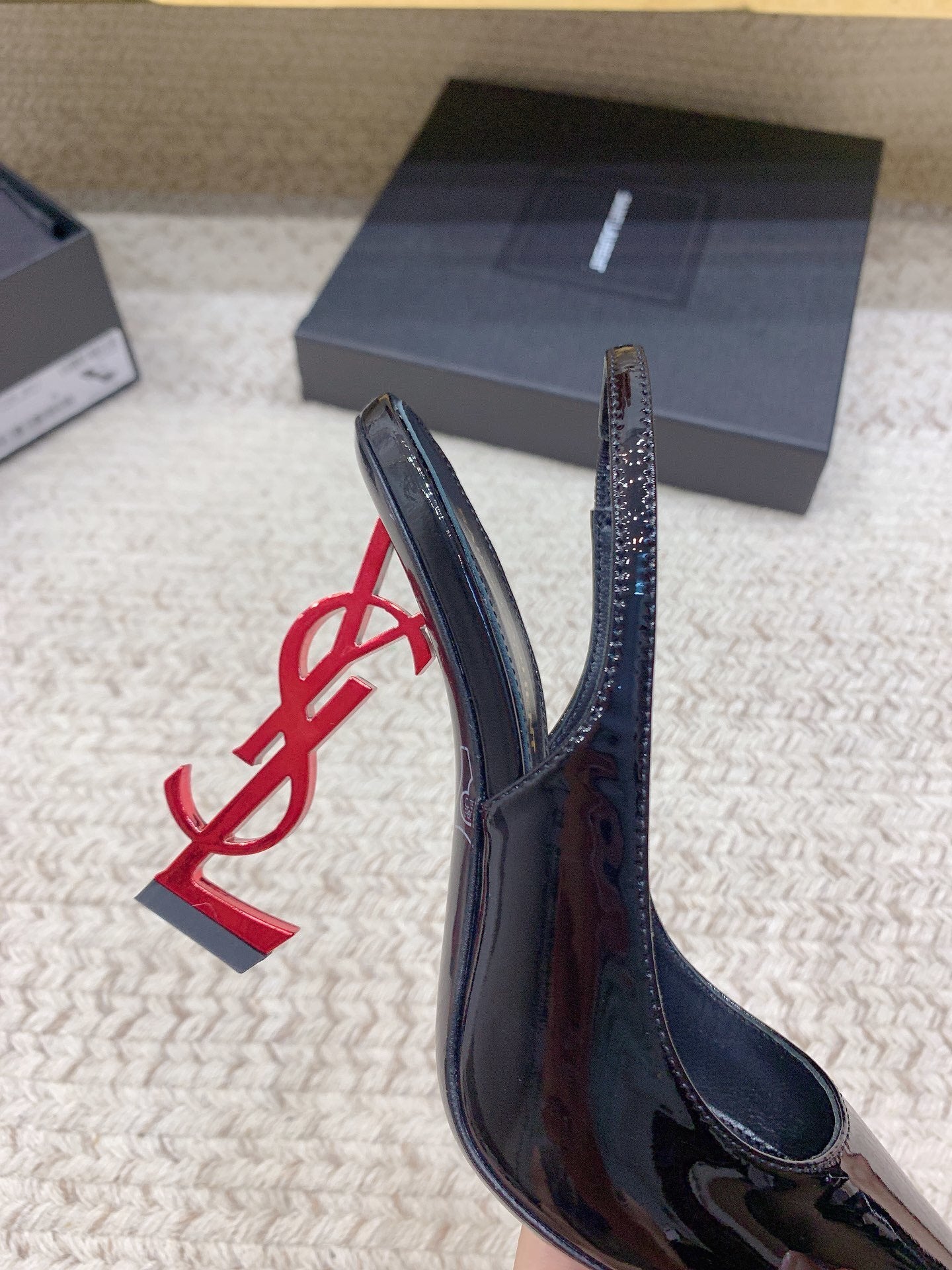 BLACK PATENT SLINGBACK HEELS WITH STATEMENT HEEL