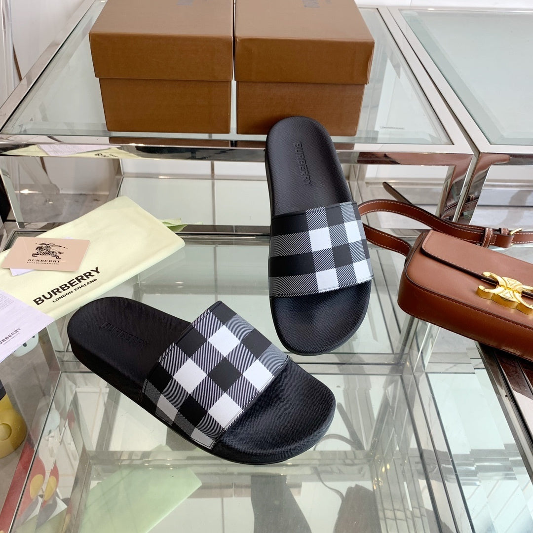 BLACK CHECK PRINT SLIDE SANDALS