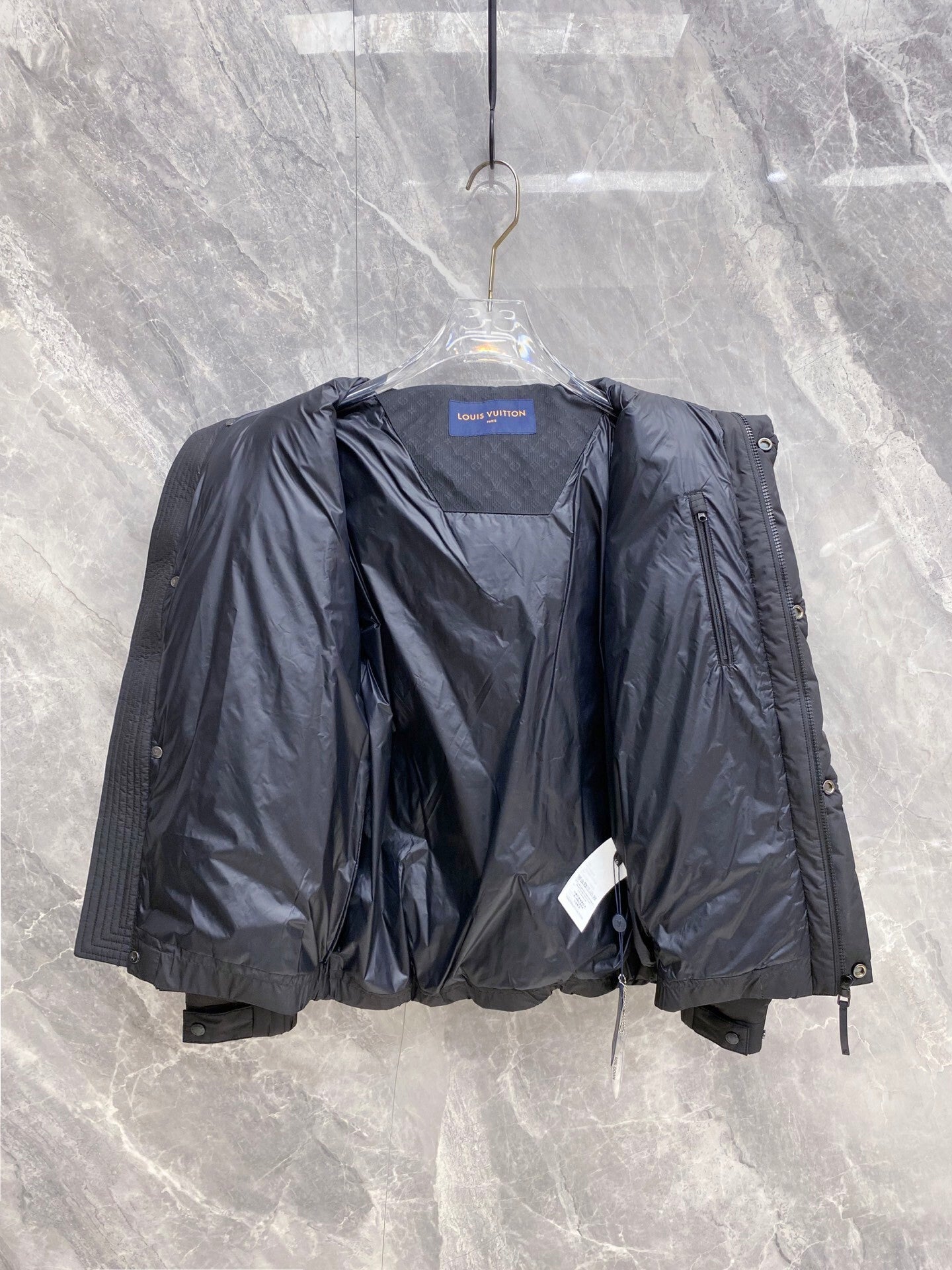BLACK PADDED PUFFER JACKET WITH HOODED COLLAR