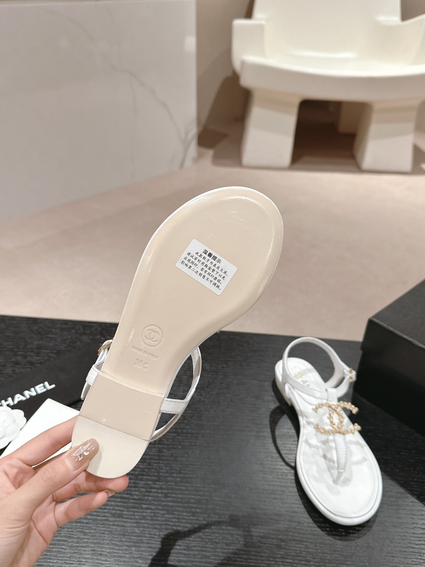 WHITE STRAP SANDALS