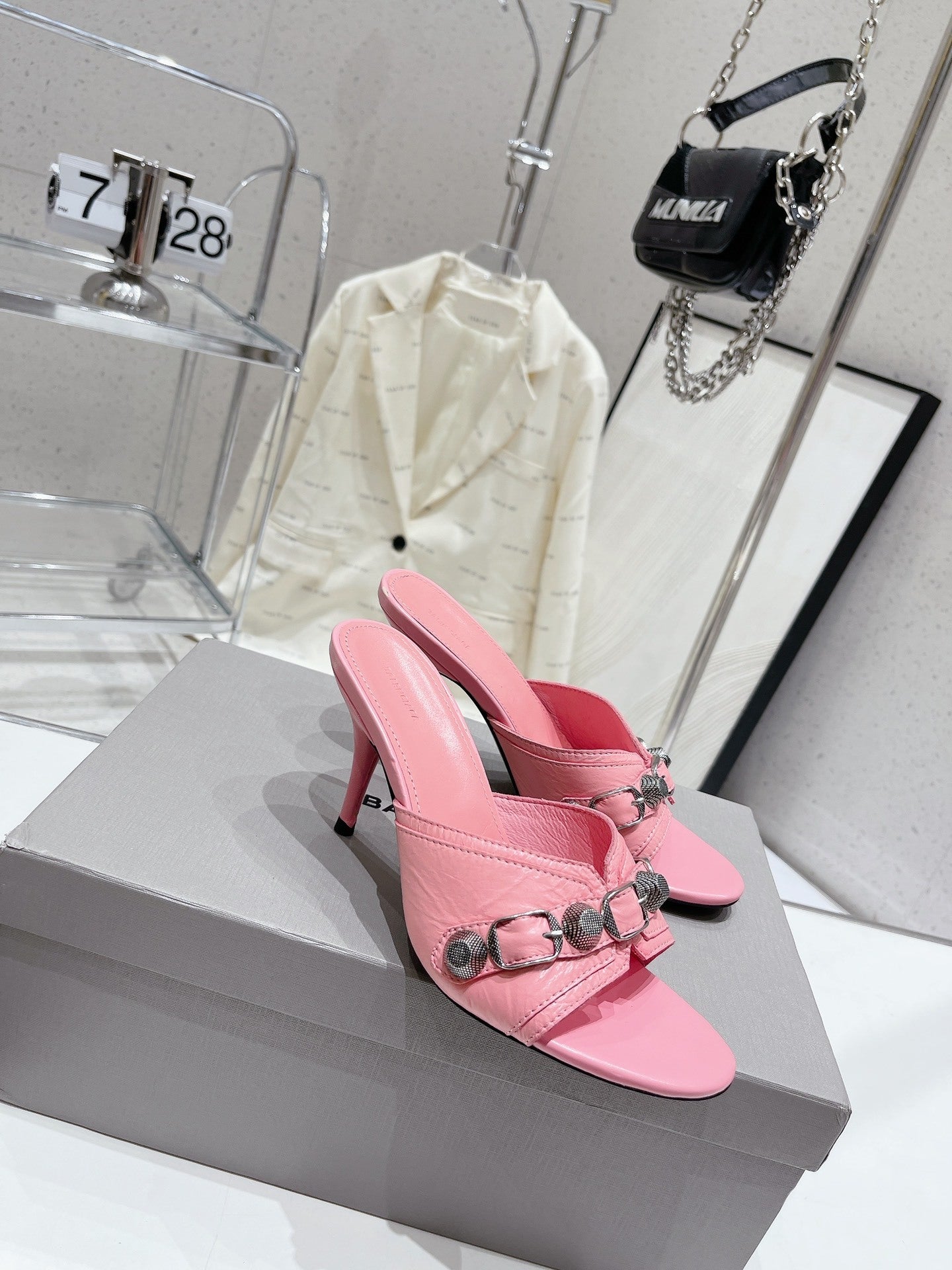 PINK EMBELLISHED MID HEEL MULE SANDALS