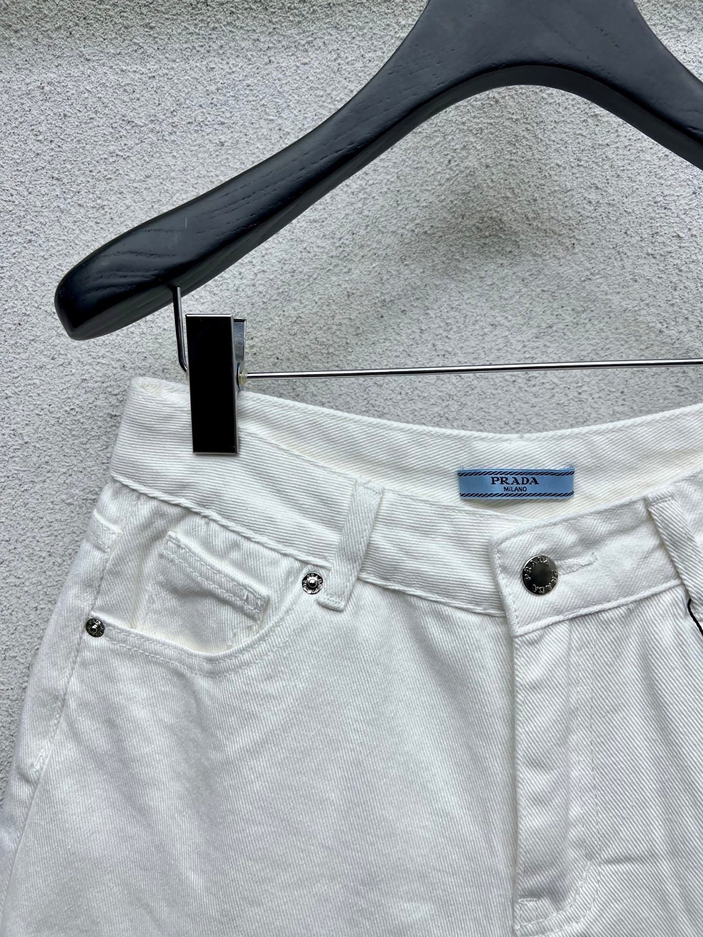 DENIM SHORTS – MULTICOLOR OPTIONS