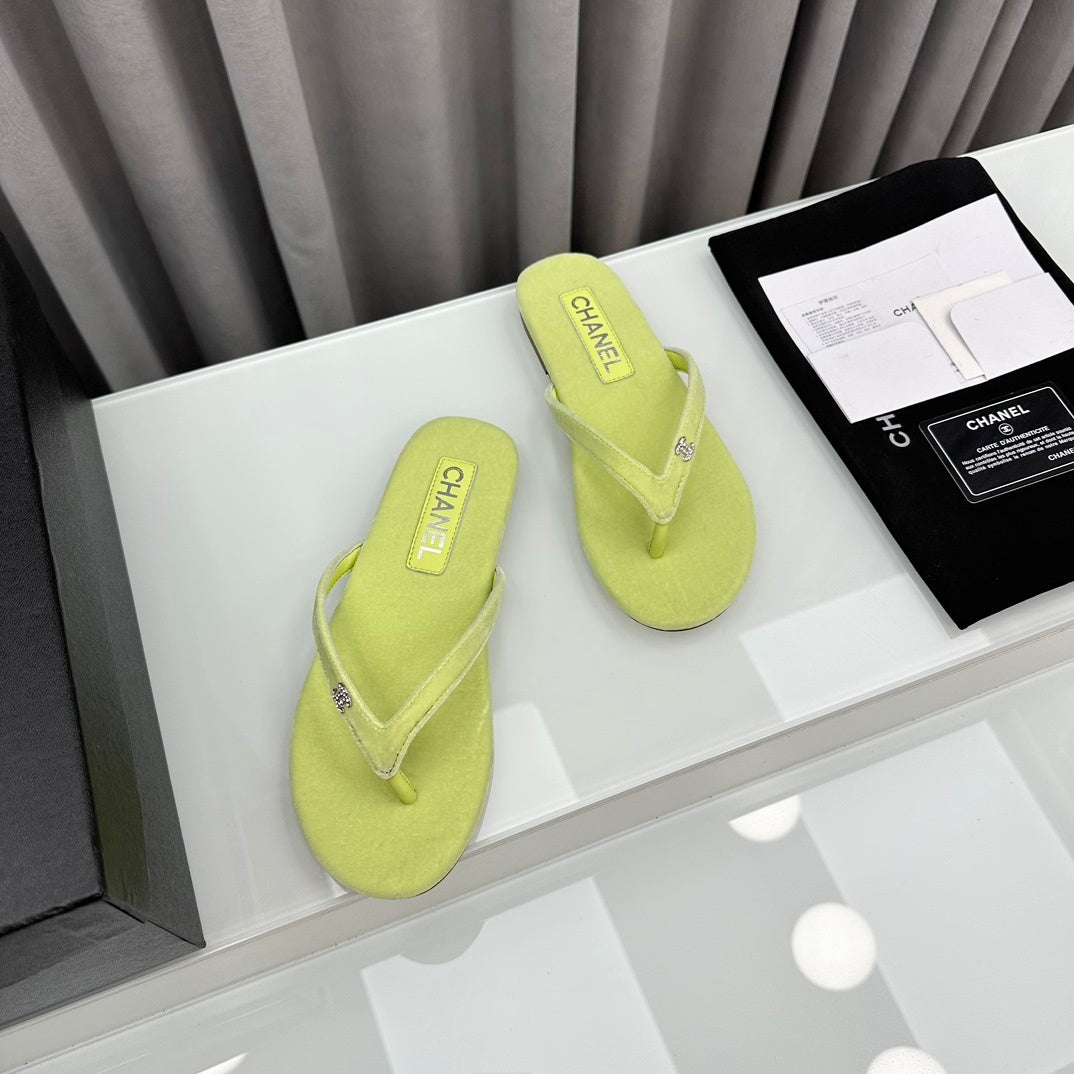 LIME FLIP FLOPS
