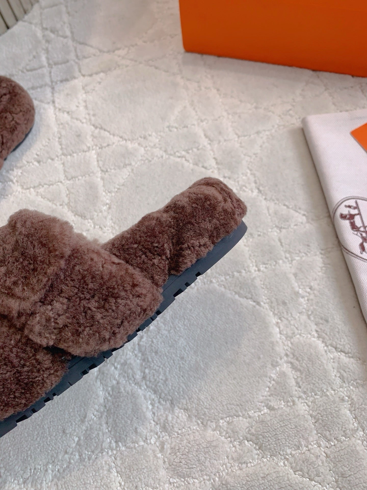 PLUSH BROWN LOUNGE SLIDES WITH ULTRA SOFT FINISH