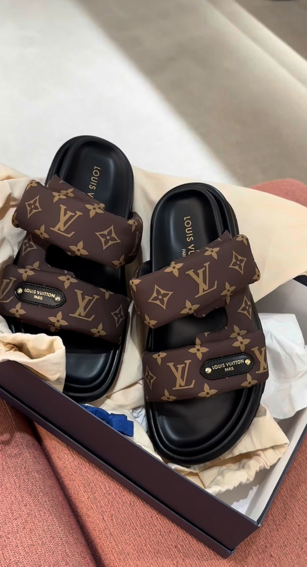 EVERYDAY COMFORT DOUBLE-BAND SANDALS