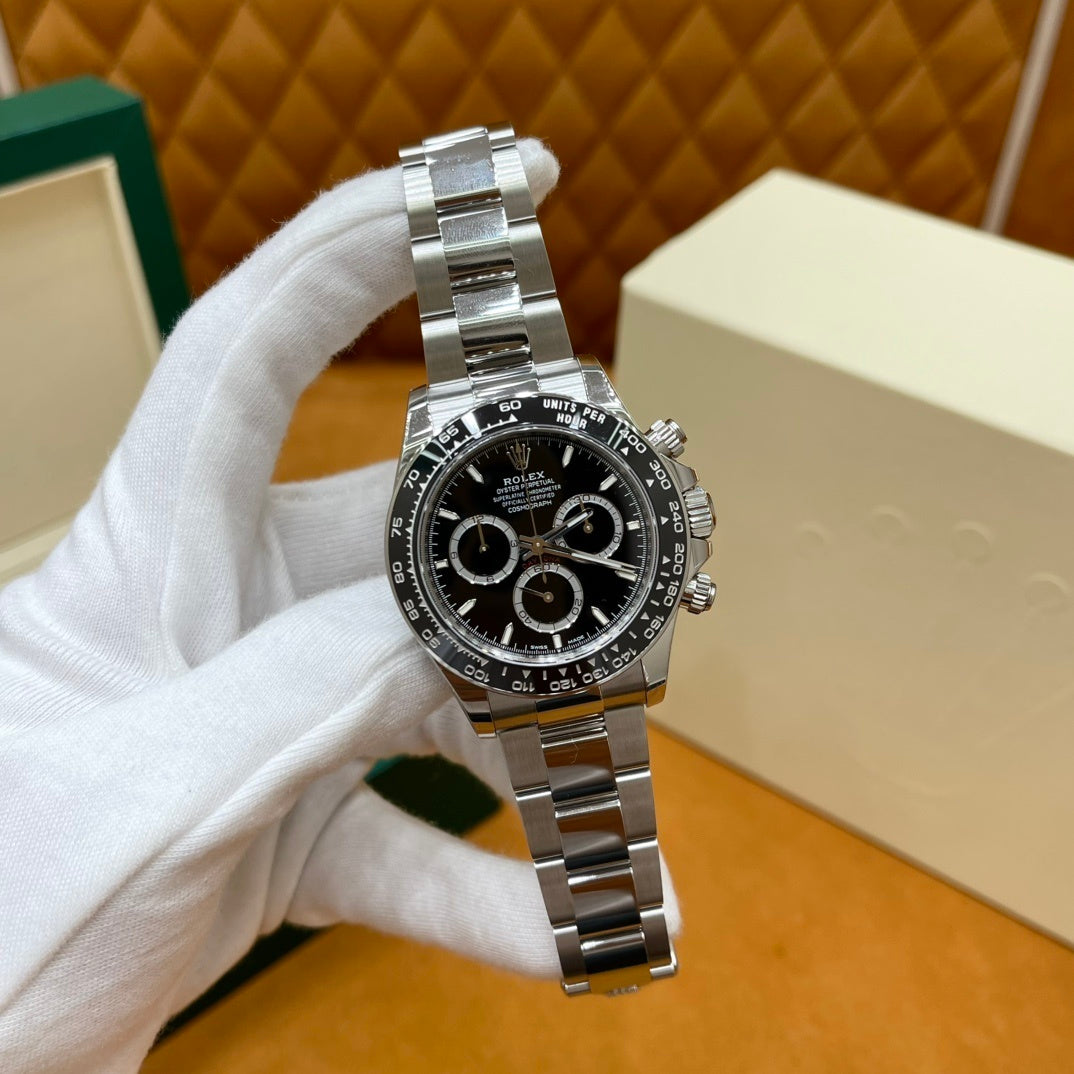 LUXURY CHRONOGRAPH STEEL WATCH