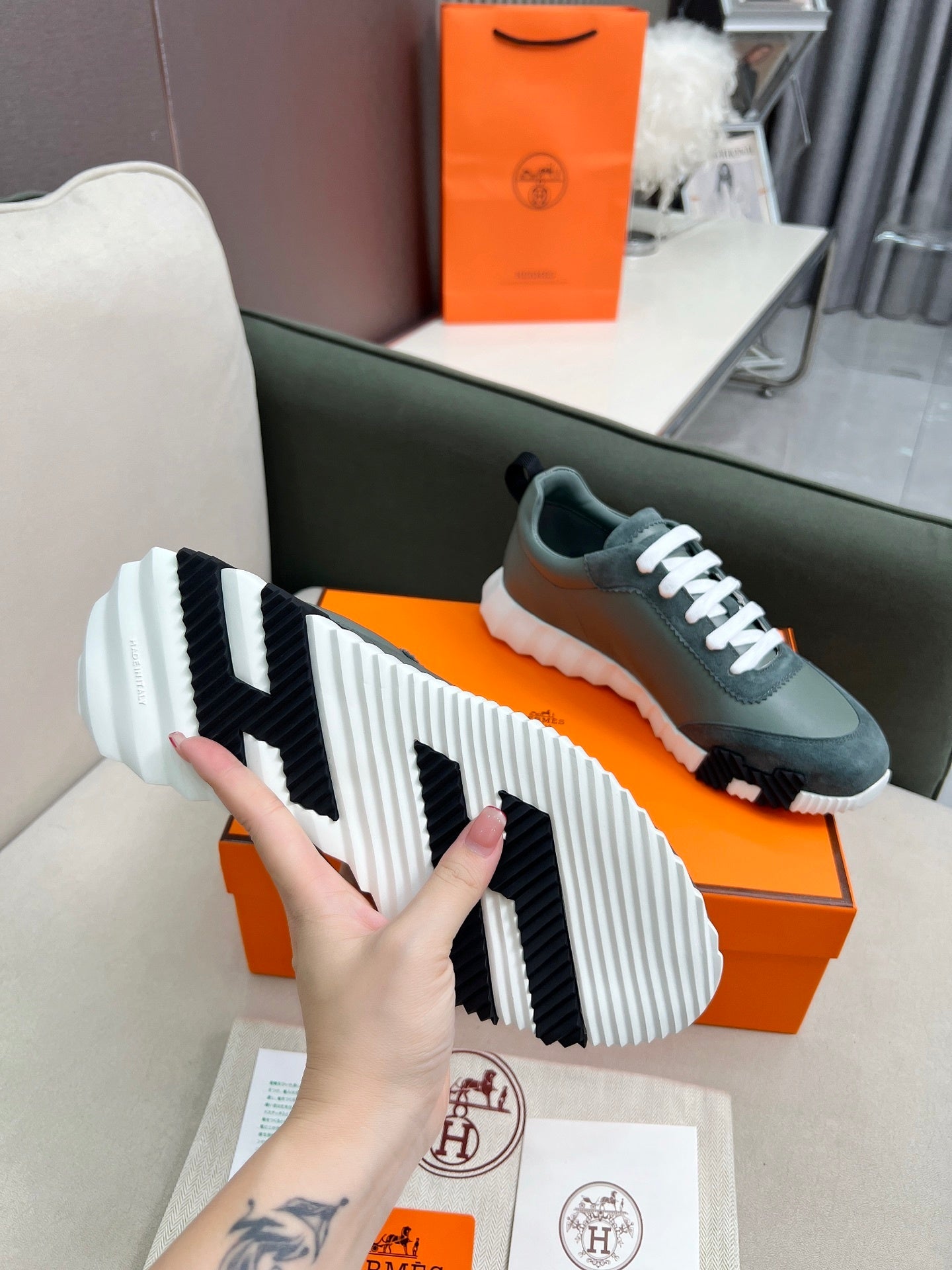 PREMIUM TWO-TONE SUEDE & LEATHER DESIGNER SNEAKERS