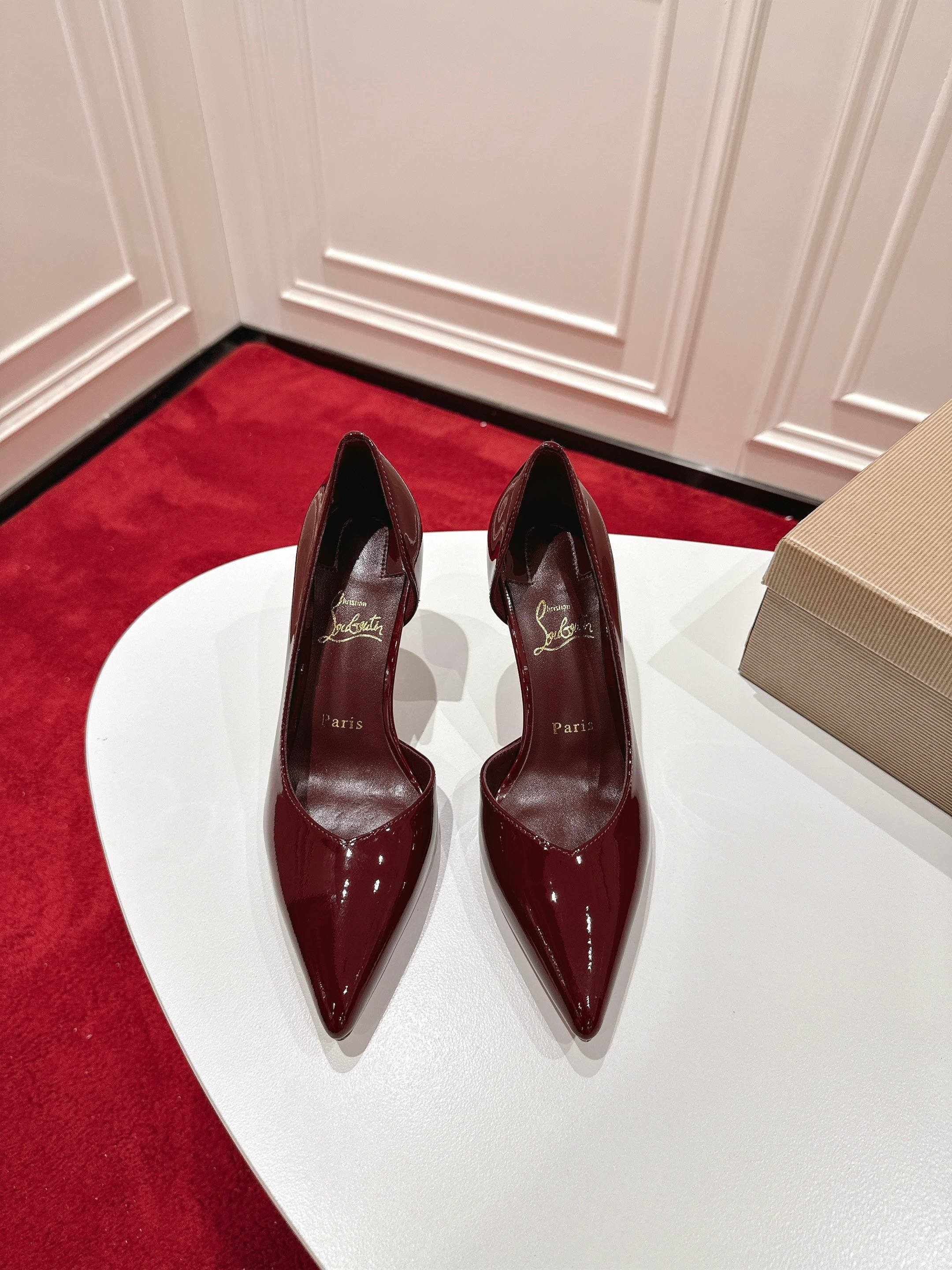 BURGUNDY PATENT POINTED-TOE CLASSIC PUMPS