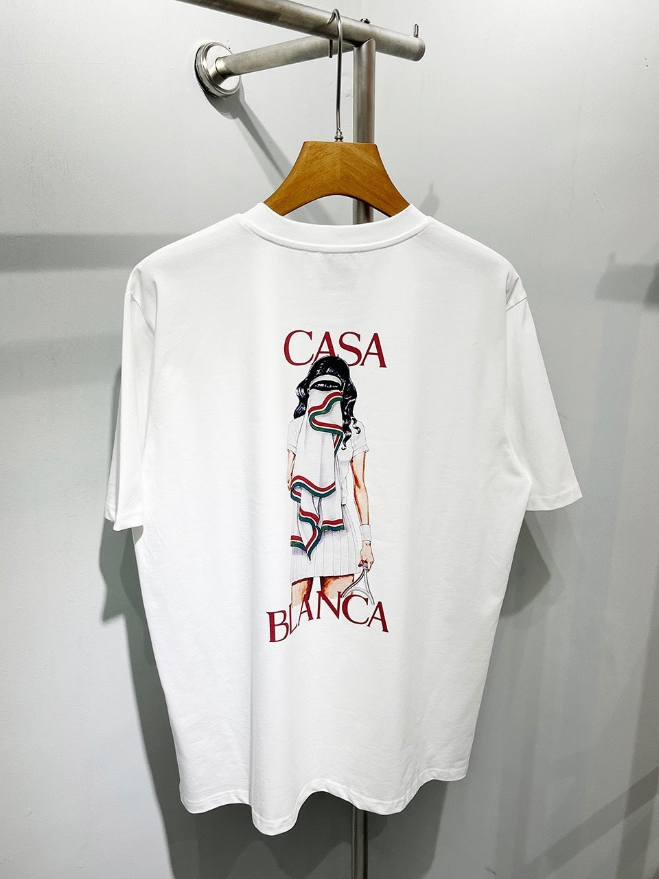 BACK GRAPHIC PRINT T-SHIRT