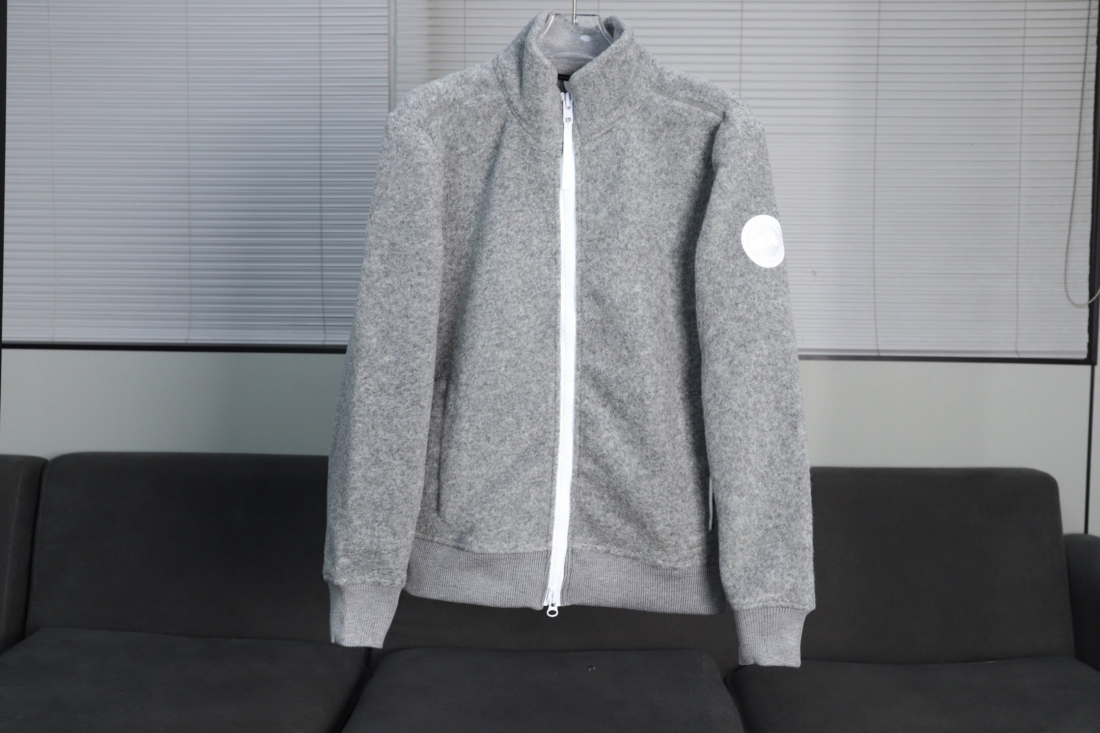 MEN’S GREY ZIP-UP WOOL BLEND JACKET