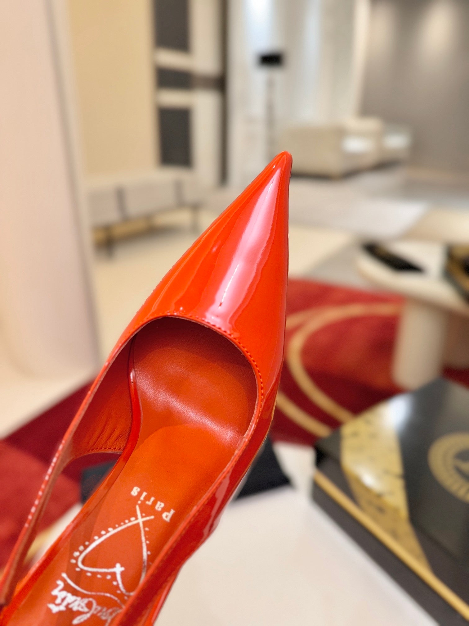 ORANGE PATENT SLINGBACK HEELS