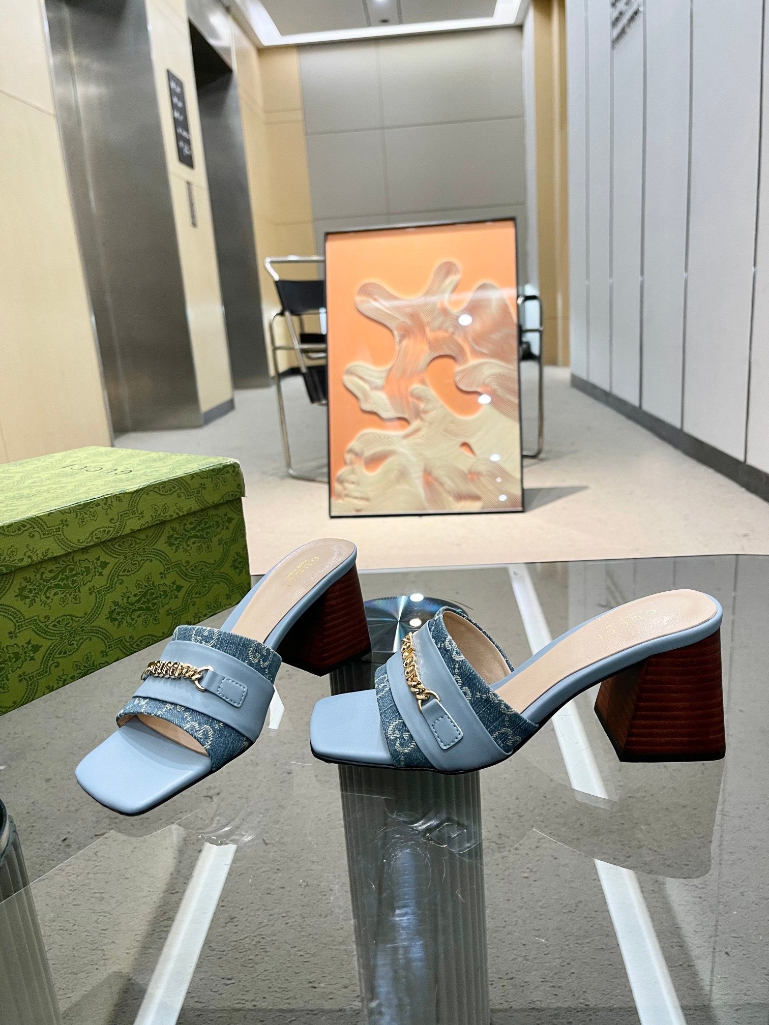 DENIM BLUE CHAIN DETAIL BLOCK HEEL MULES