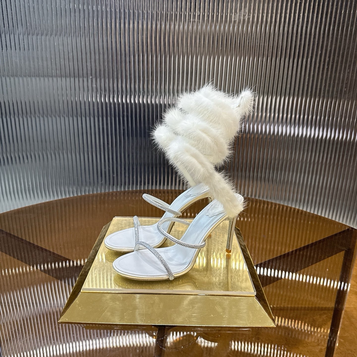 IVORY FUR SPIRAL HEELS