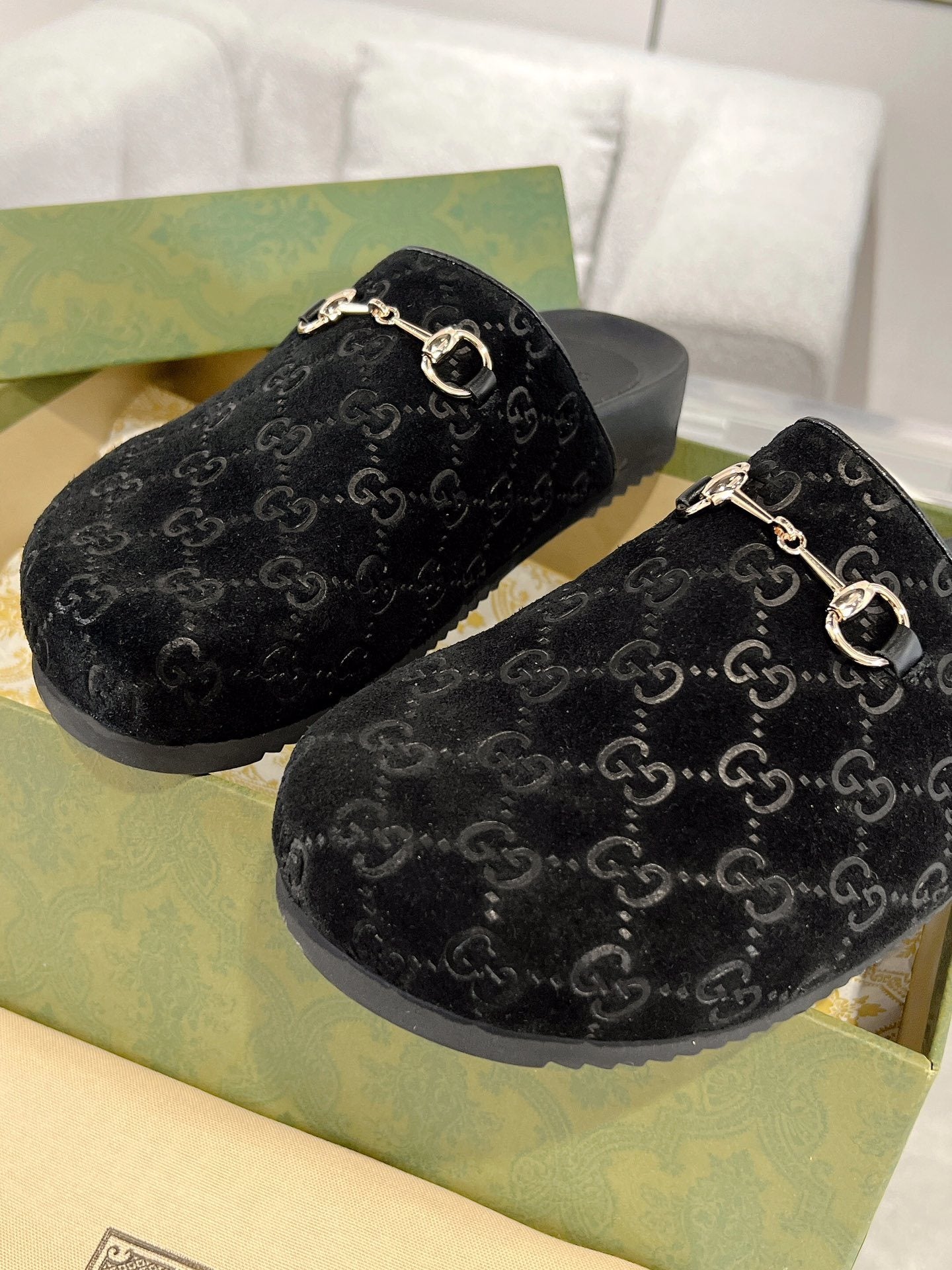 BLACK EMBOSSED MULE SLIDES