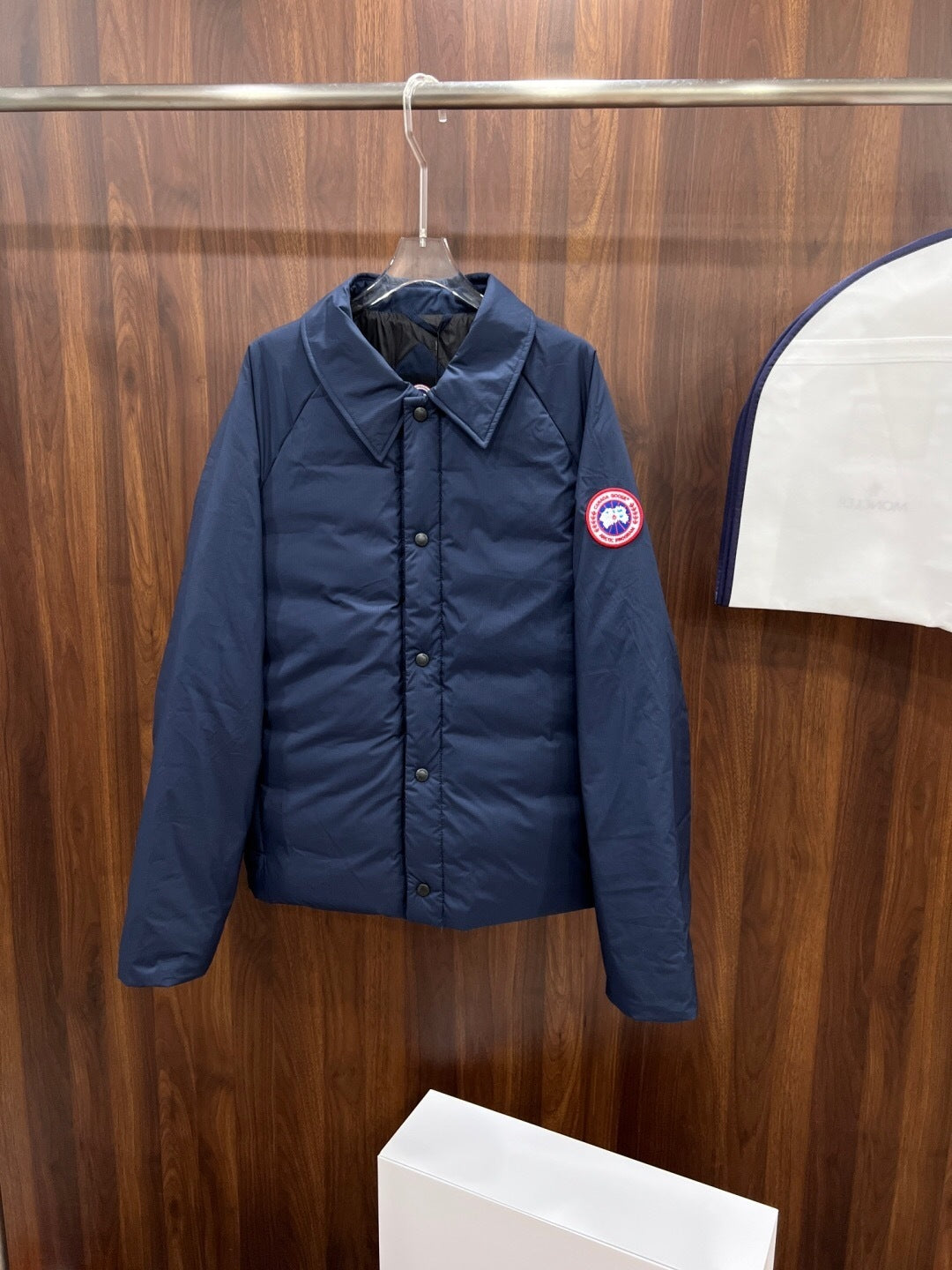 PADDED SNAP-BUTTON JACKET WITH CLASSIC COLLAR