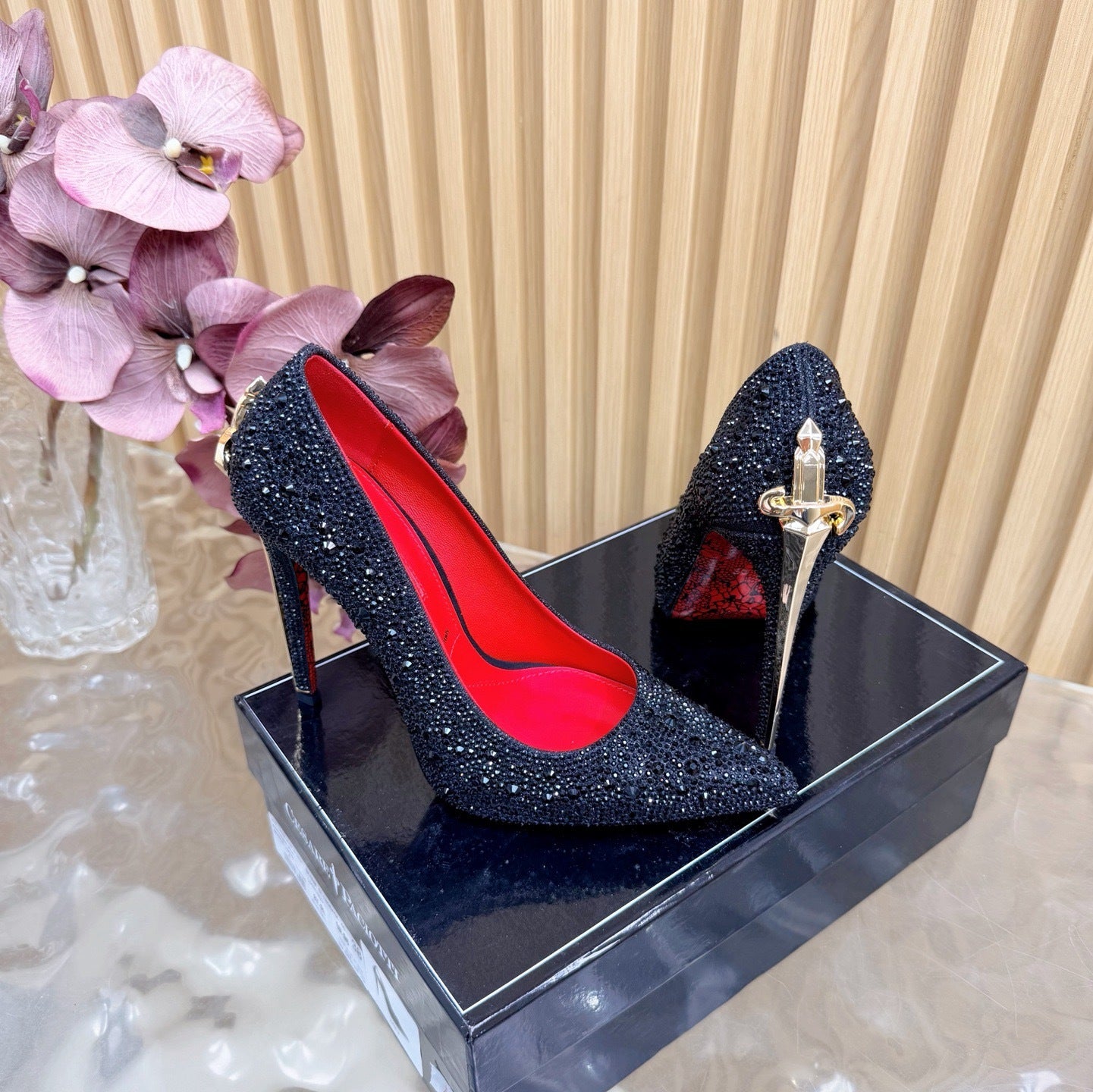 CRYSTAL EMBELLISHED STILETTO PUMPS – BLACK GLAM EDITION