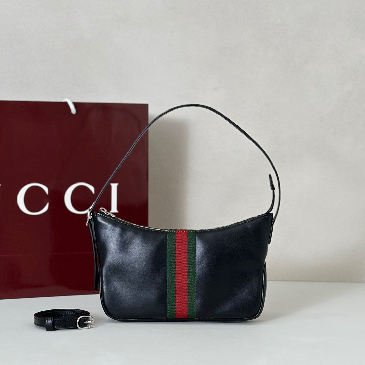 STRIPED LEATHER SHOULDER BAG