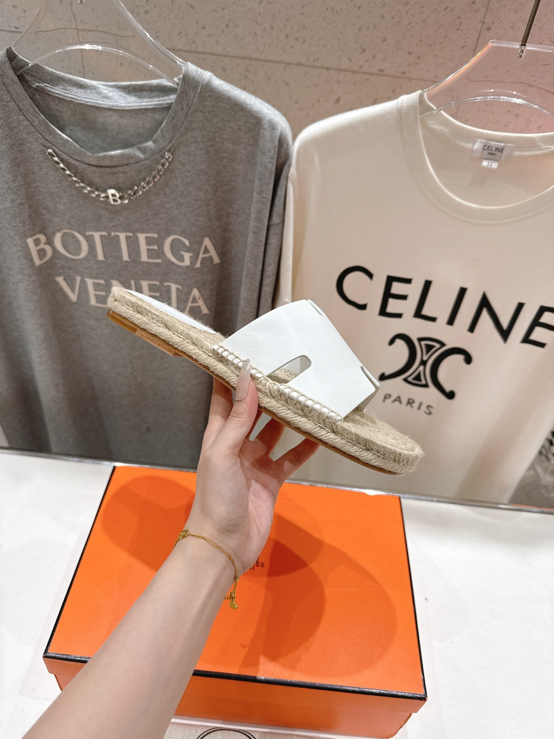 WHITE ESPADRILLE STYLE SLIDE SANDALS