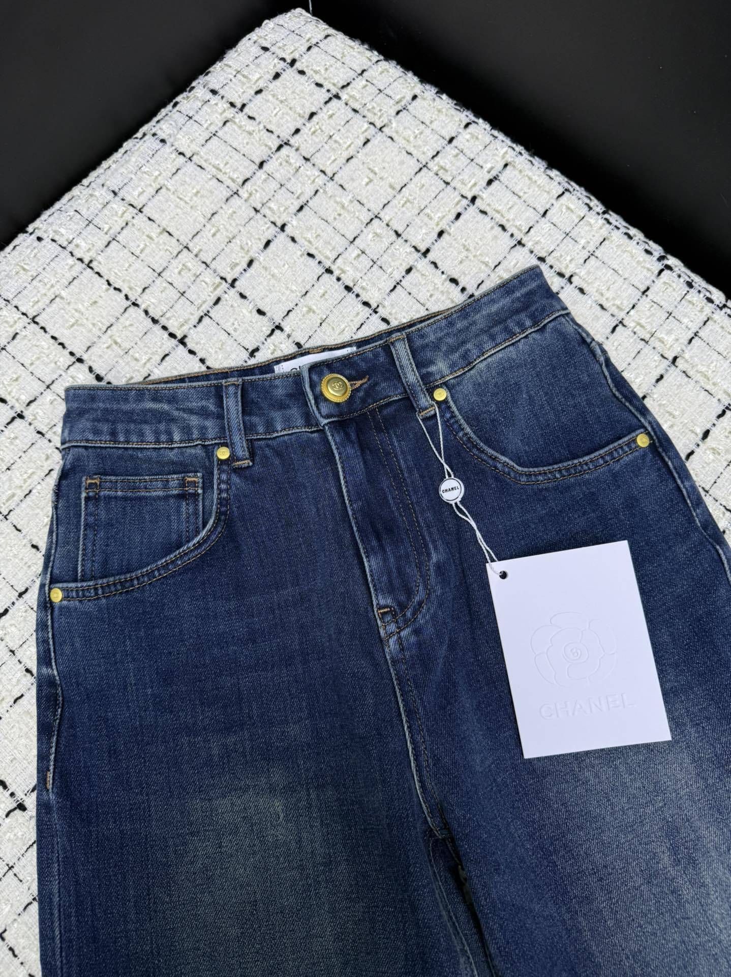 LOGO PRINT WIDE LEG DENIM JEANS
