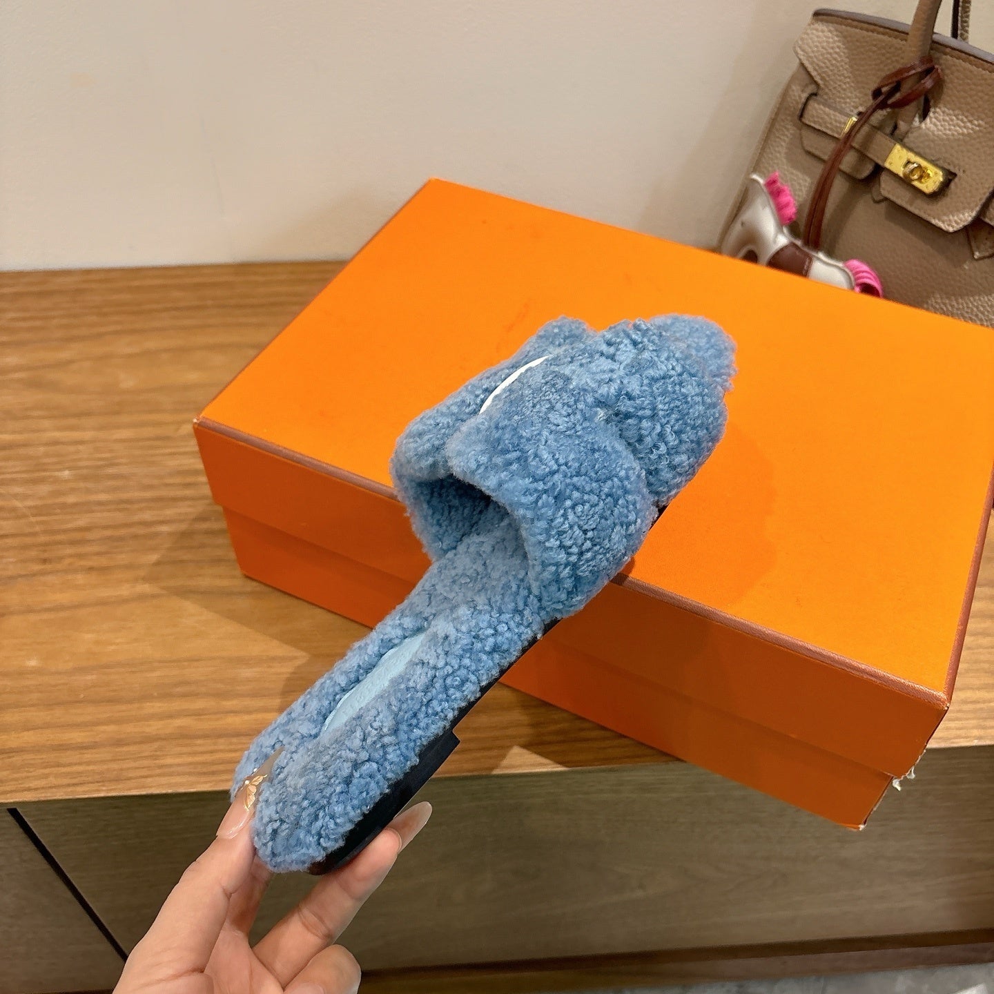 BLUE FAUX FUR SLIDE SLIPPERS