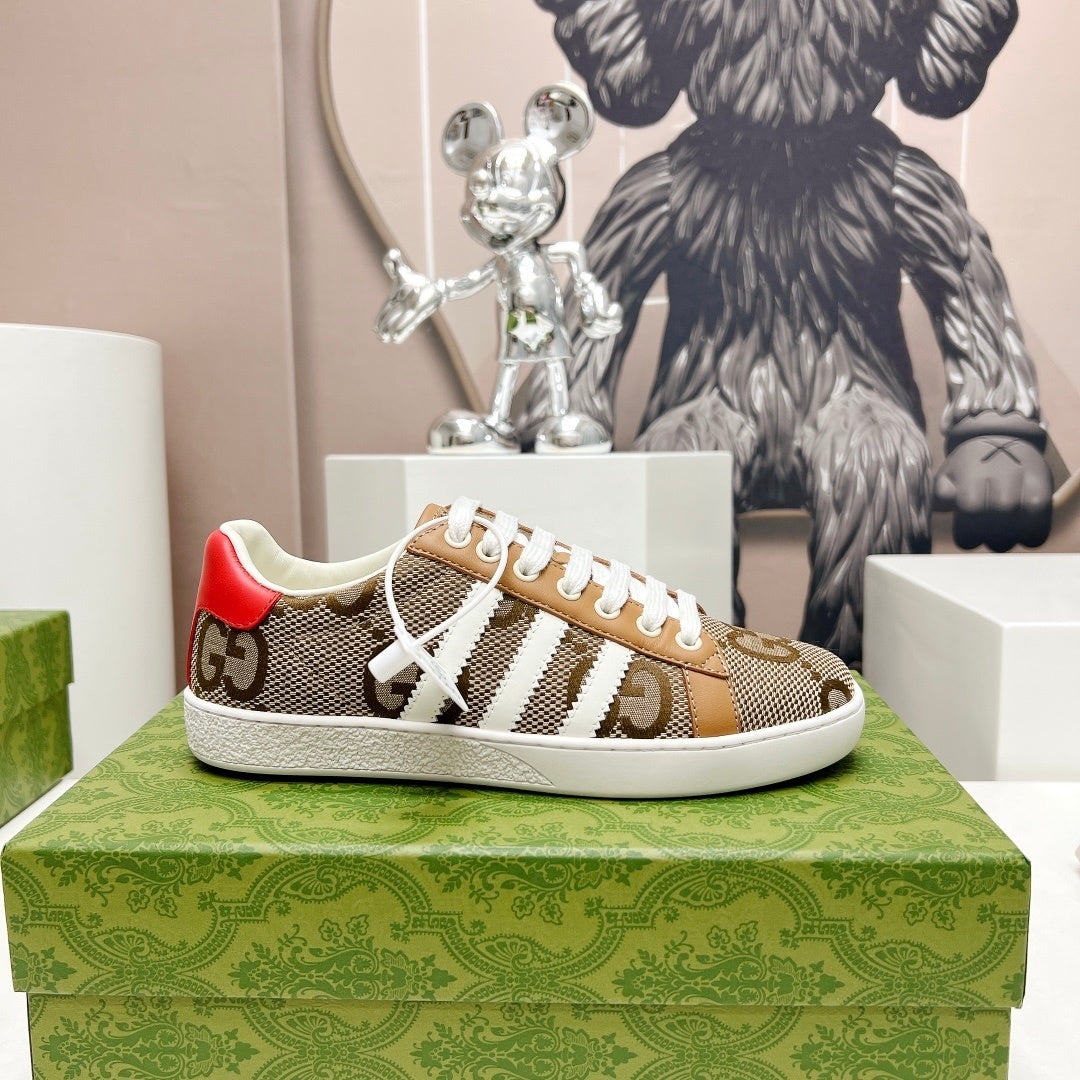 BEIGE STRIPE LOW-TOP SNEAKERS