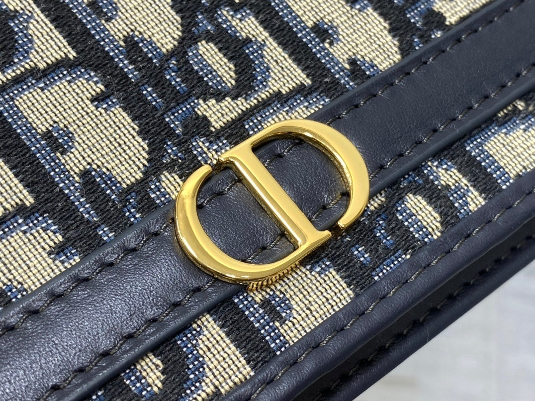 MONOGRAM PATTERN CHAIN SHOULDER BAG