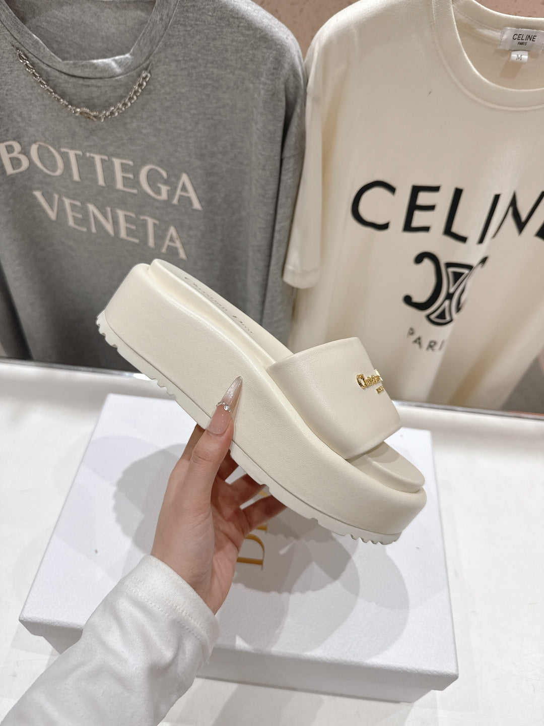 CREAM PLATFORM LOGO SLIDE SANDALS