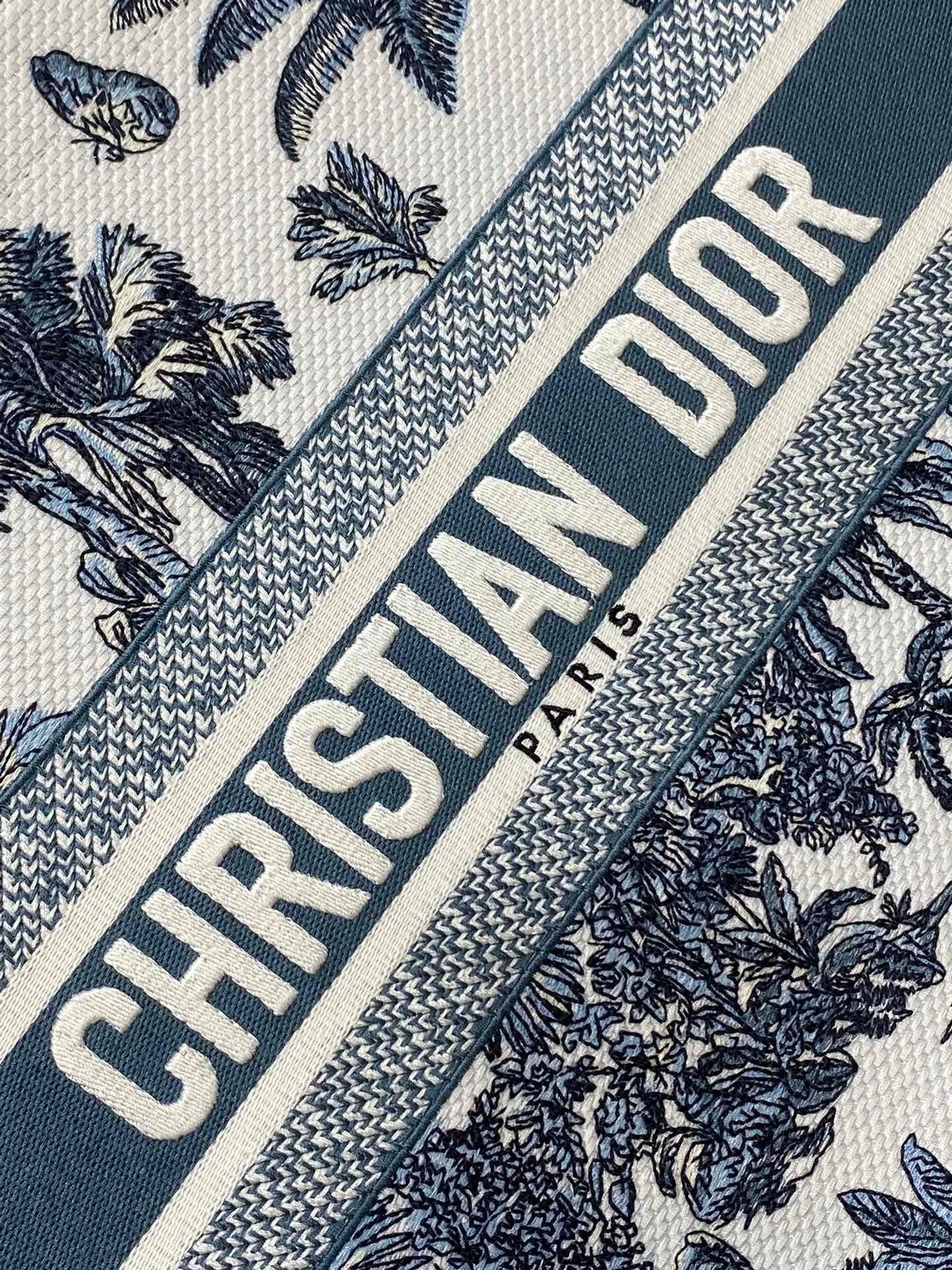 LARGE CANVAS TOTE WITH BOTANICAL PRINT