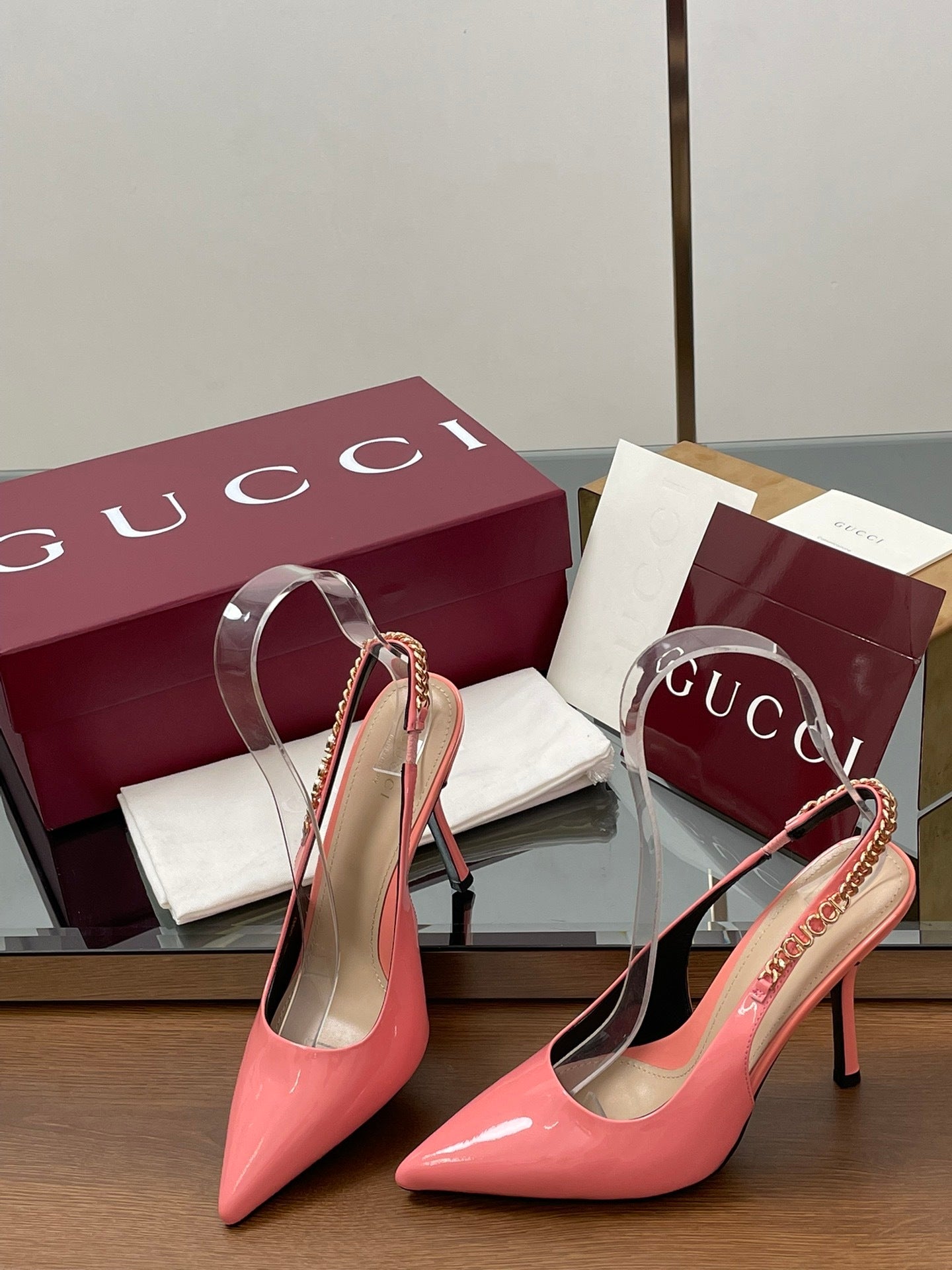 PINK PATENT SLINGBACK HEELS