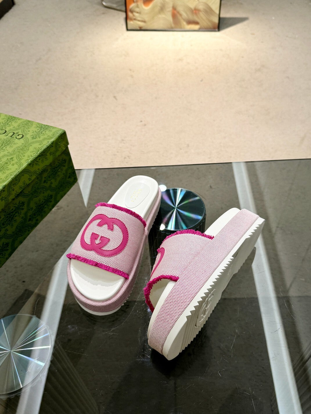 PINK PLATFORM SLIDE SANDALS