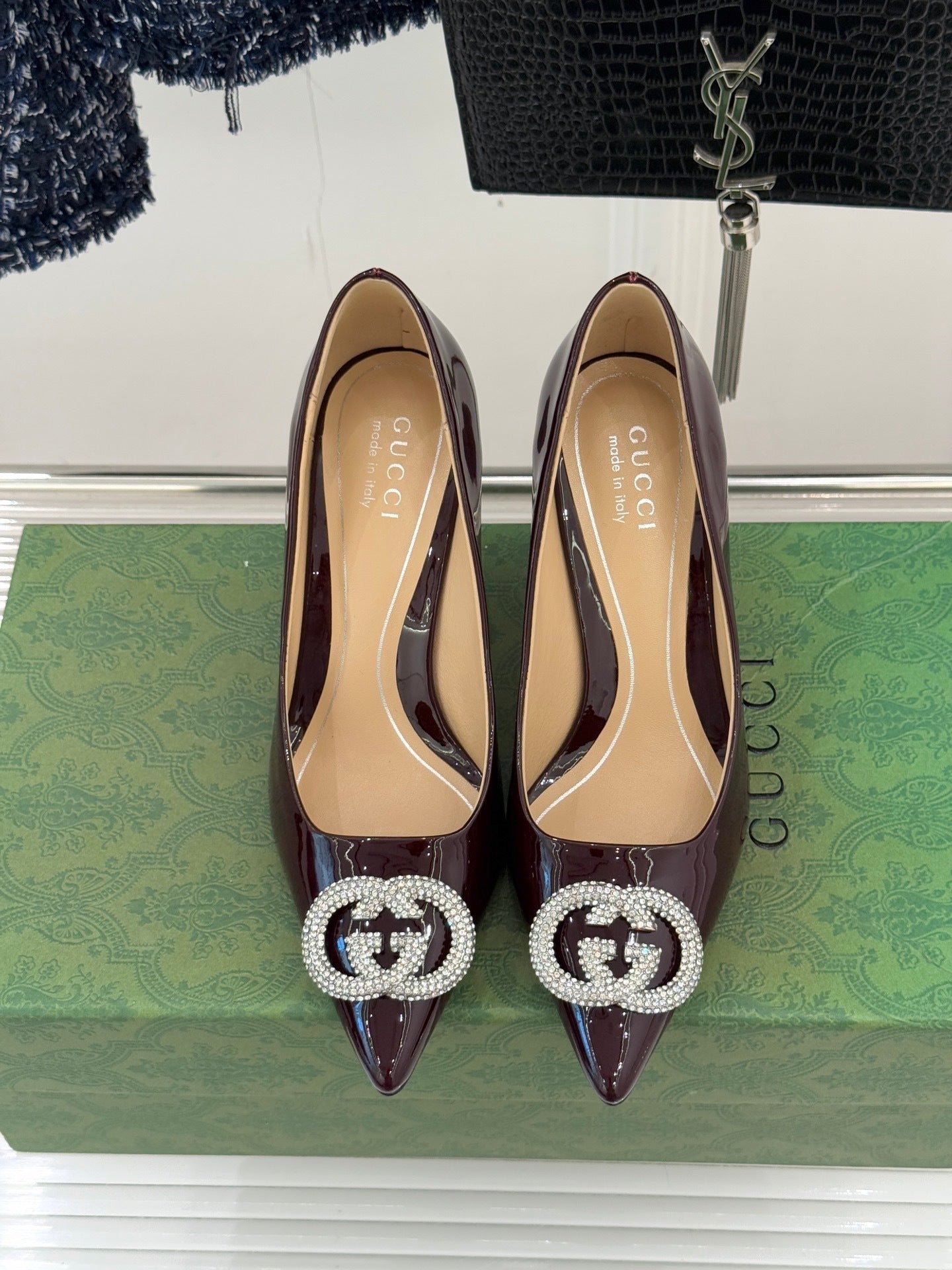 PATENT LEATHER CRYSTAL LOGO POINTED-TOE PUMPS