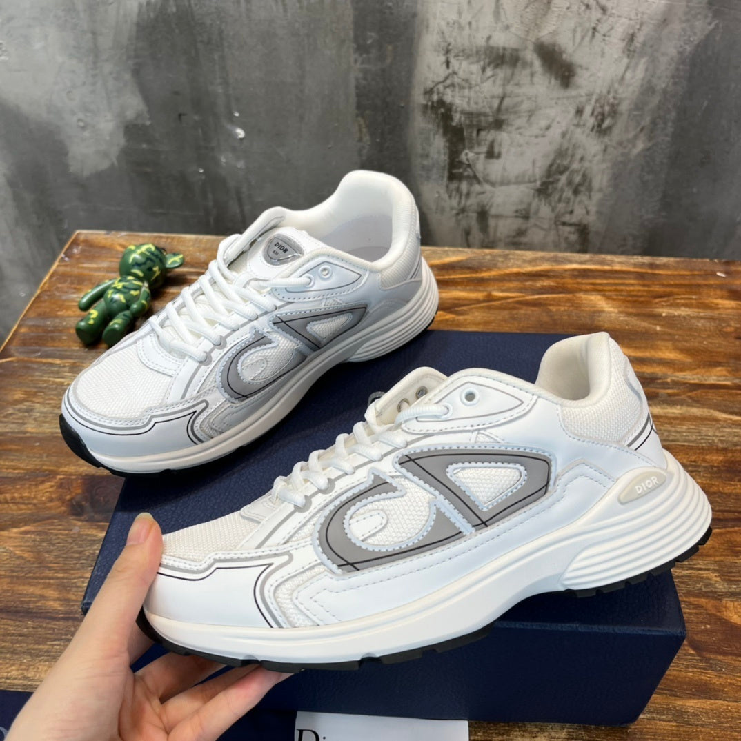 WHITE & GREY TECH RUNNER SNEAKERS