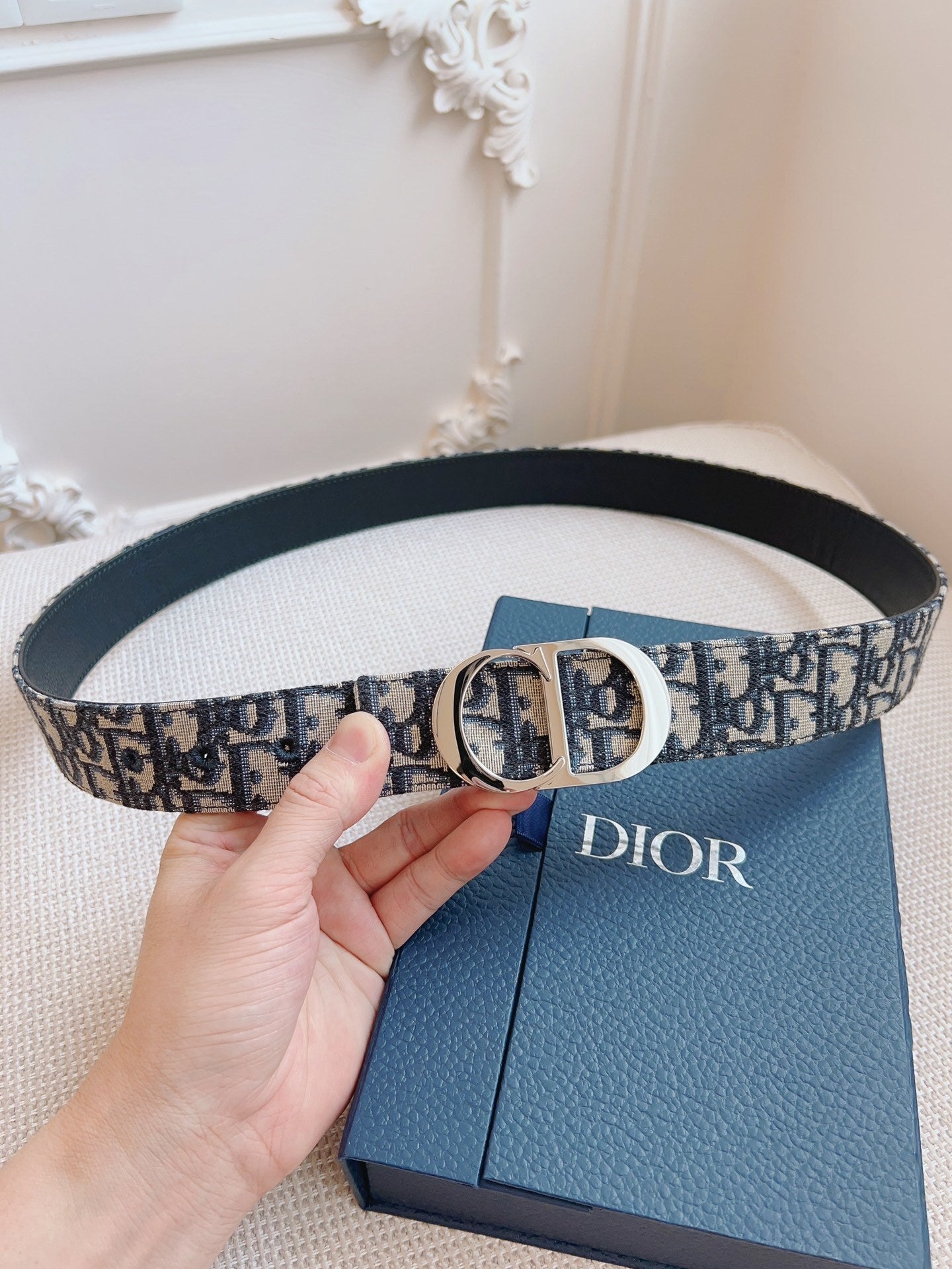 SIGNATURE CANVAS BELT – SILVER BUCKLE EDITION