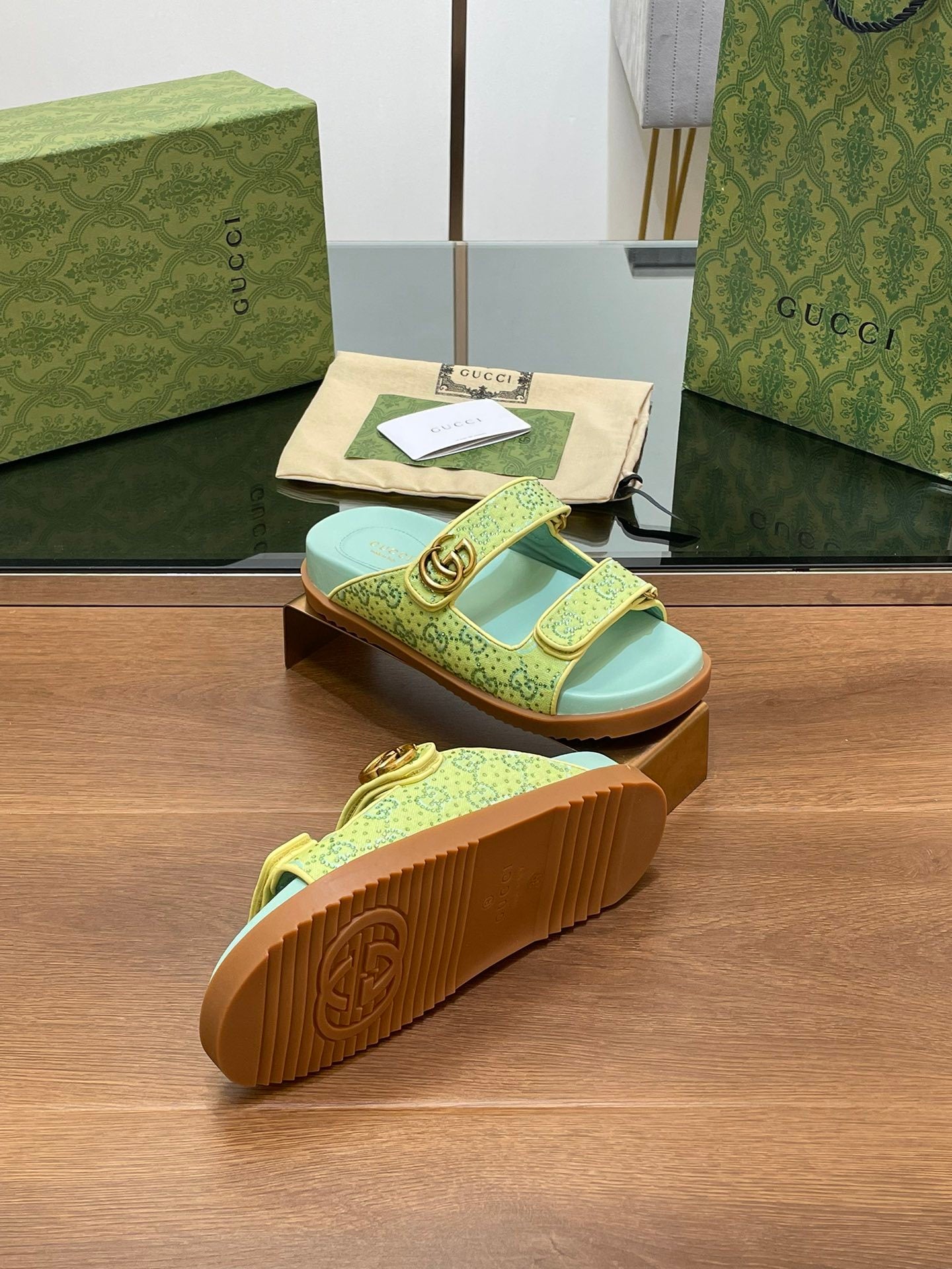 GREEN MULTI-STRAP LOGO SANDALS