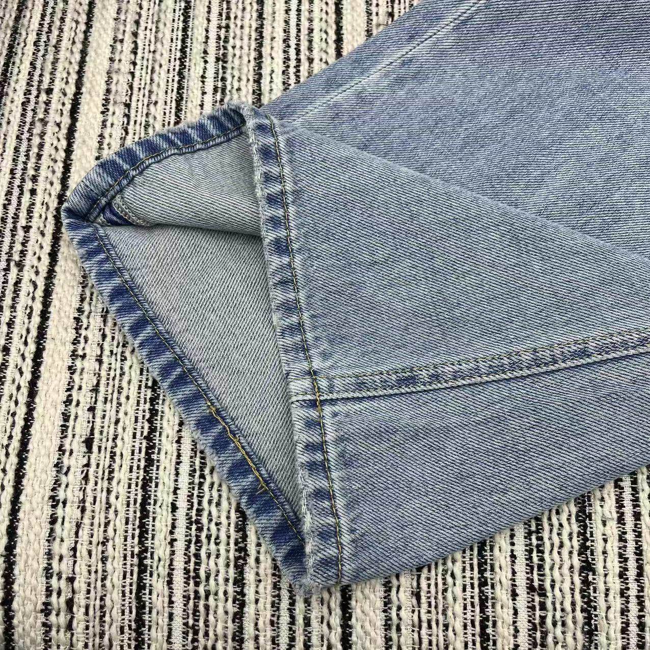 HIGH-WAIST STRAIGHT LEG DENIM JEANS