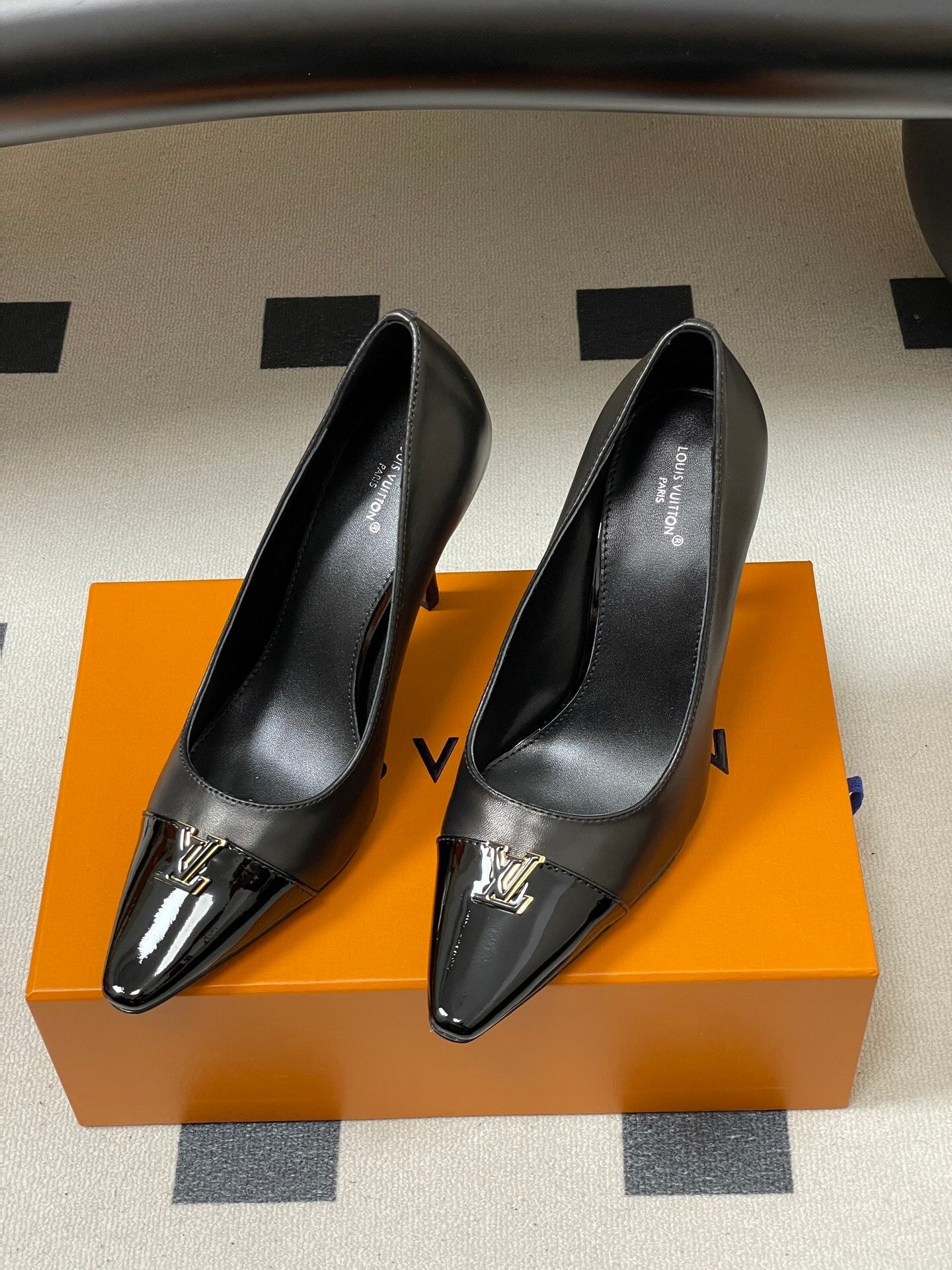 BLACK POINTED TOE LOGO STILETTO HEELS